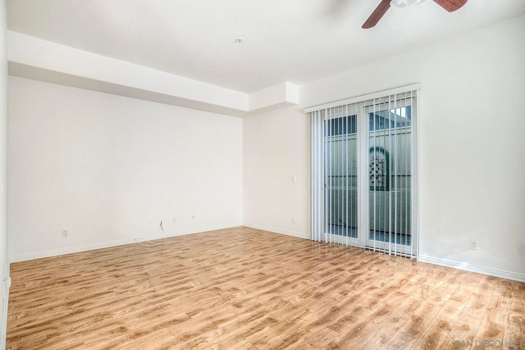 Photo #4: 260007653 Listing: Photo #4