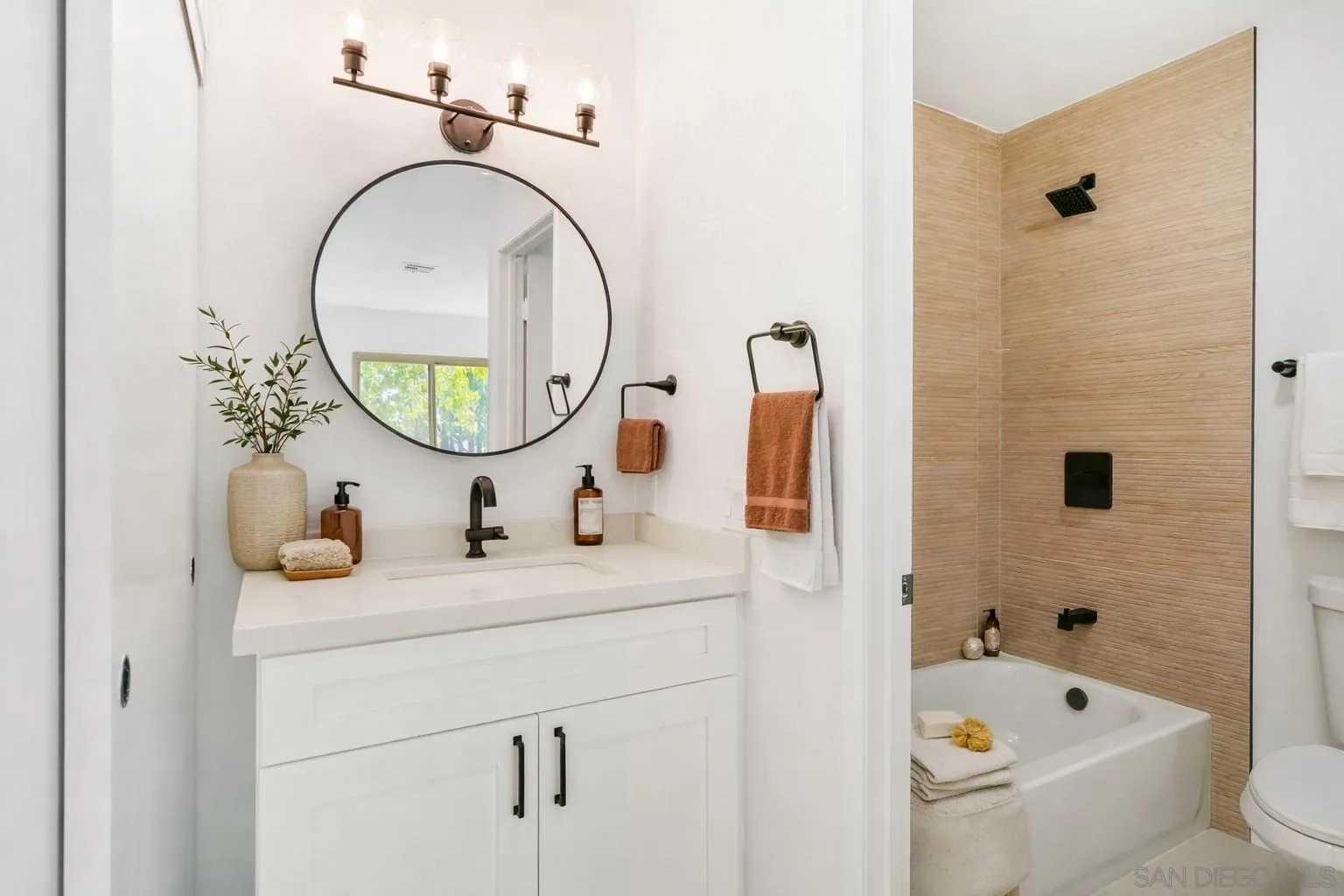 https://cdn.realtyfeed.com/cdn/127/260007655/becd68e8713d1f148a980ed38220c147.webp