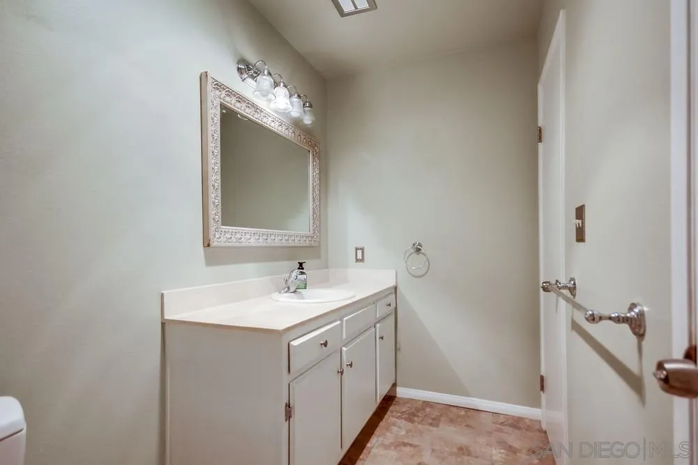 Photo #9: 260007659 Listing: Photo #9