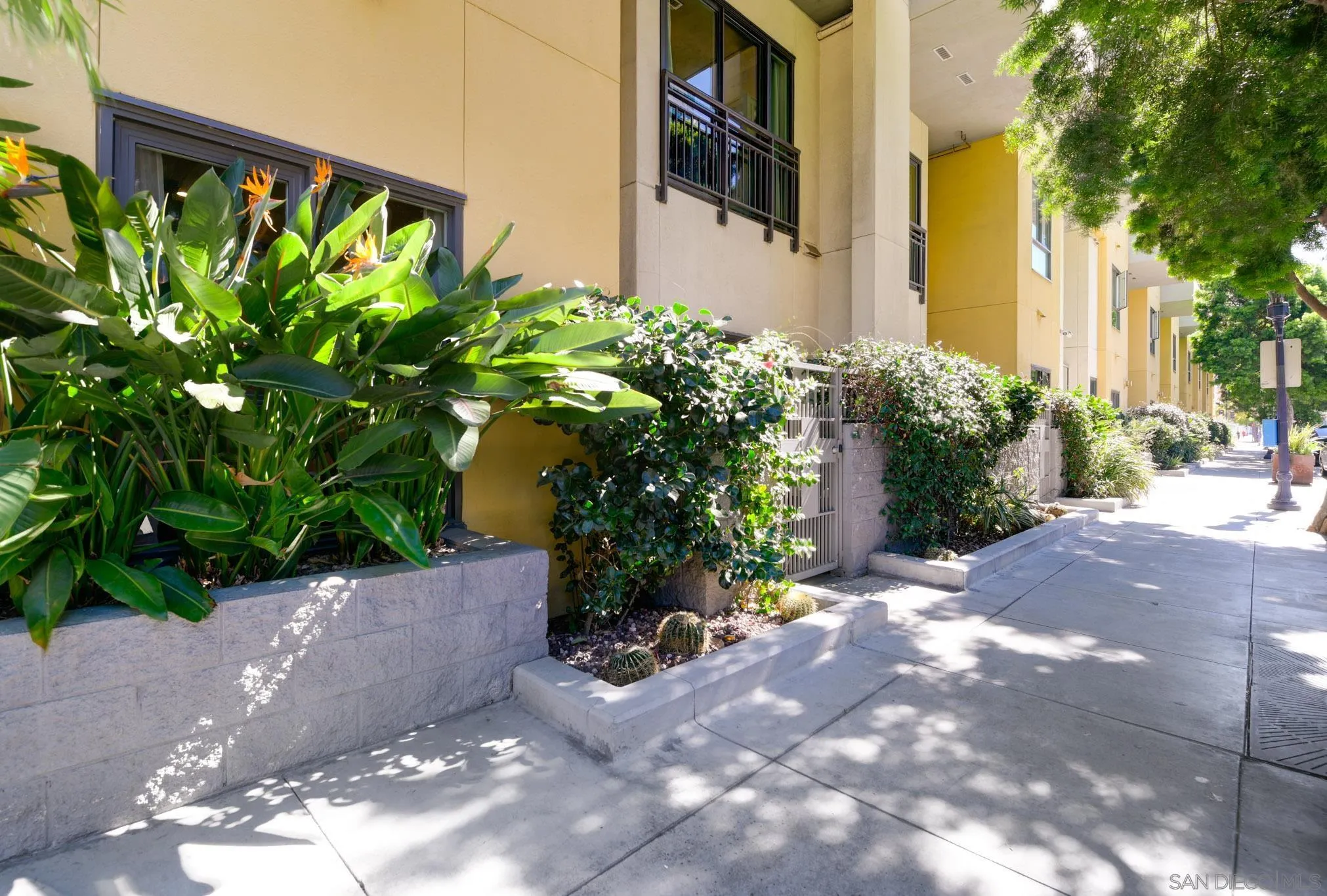 https://cdn.realtyfeed.com/cdn/127/260007663/341fb14cc5ff30ed5ff5251afe4bb927.webp