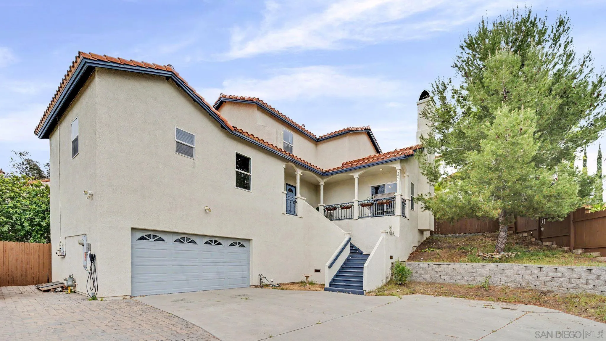 https://cdn.realtyfeed.com/cdn/127/260007664/dae5bcbc82f2e1e5ecfea4d1227e7b6e.webp