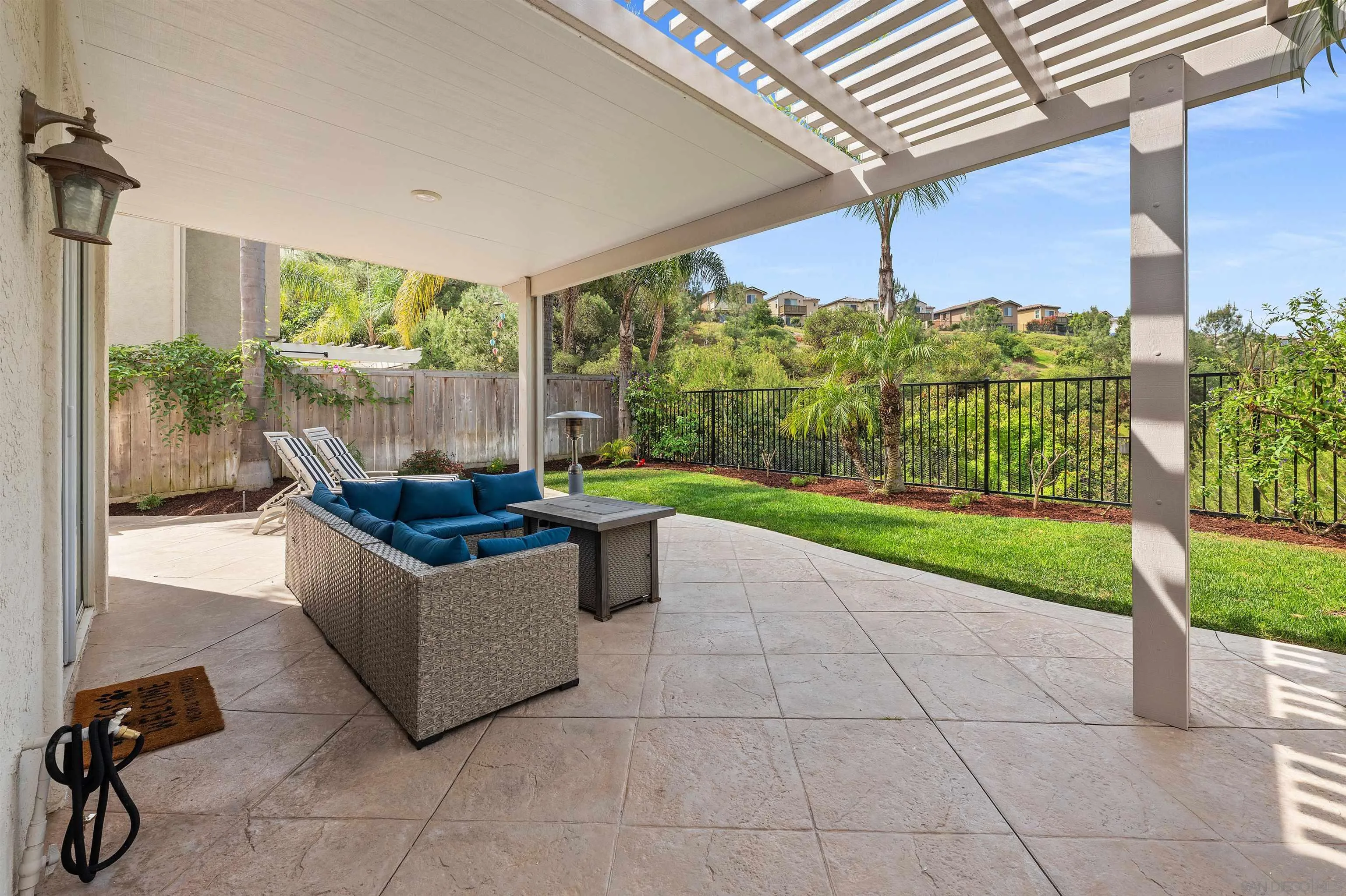 https://cdn.realtyfeed.com/cdn/127/260007668/c4b808b8e60ba6c68c77408fae2e20b7.webp