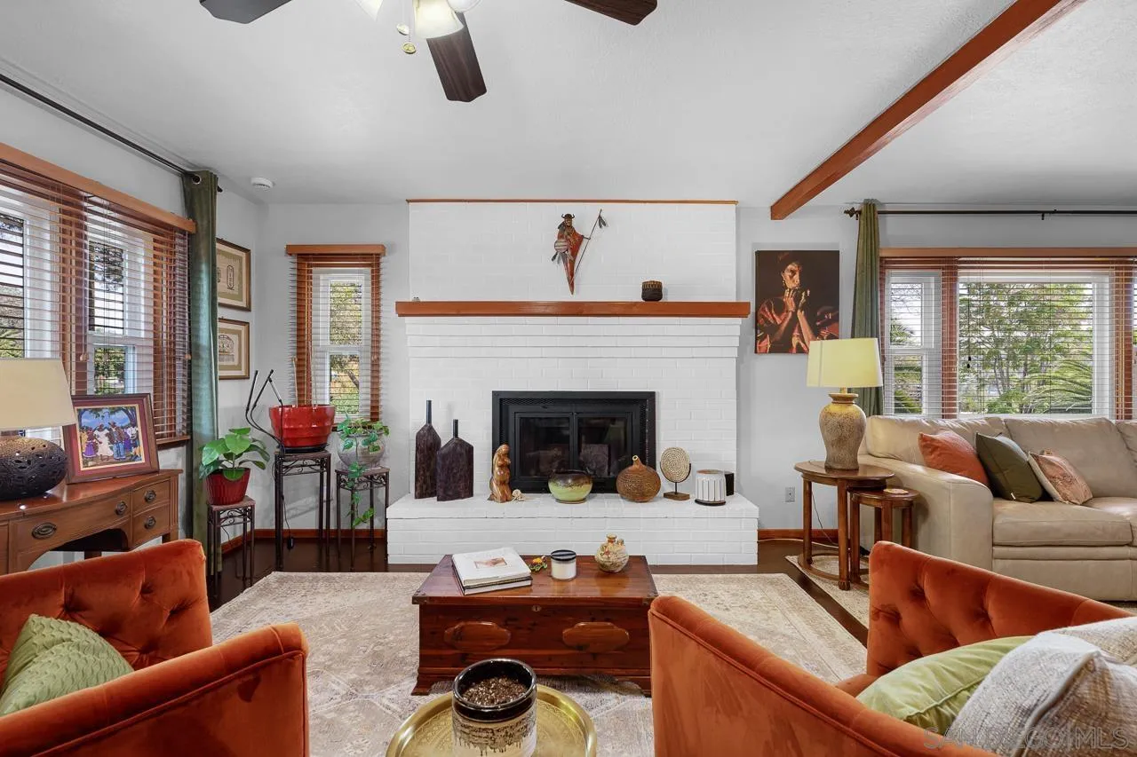 https://cdn.realtyfeed.com/cdn/127/260007676/47627e2a75c0166f3b7294f7d230e0e0.webp