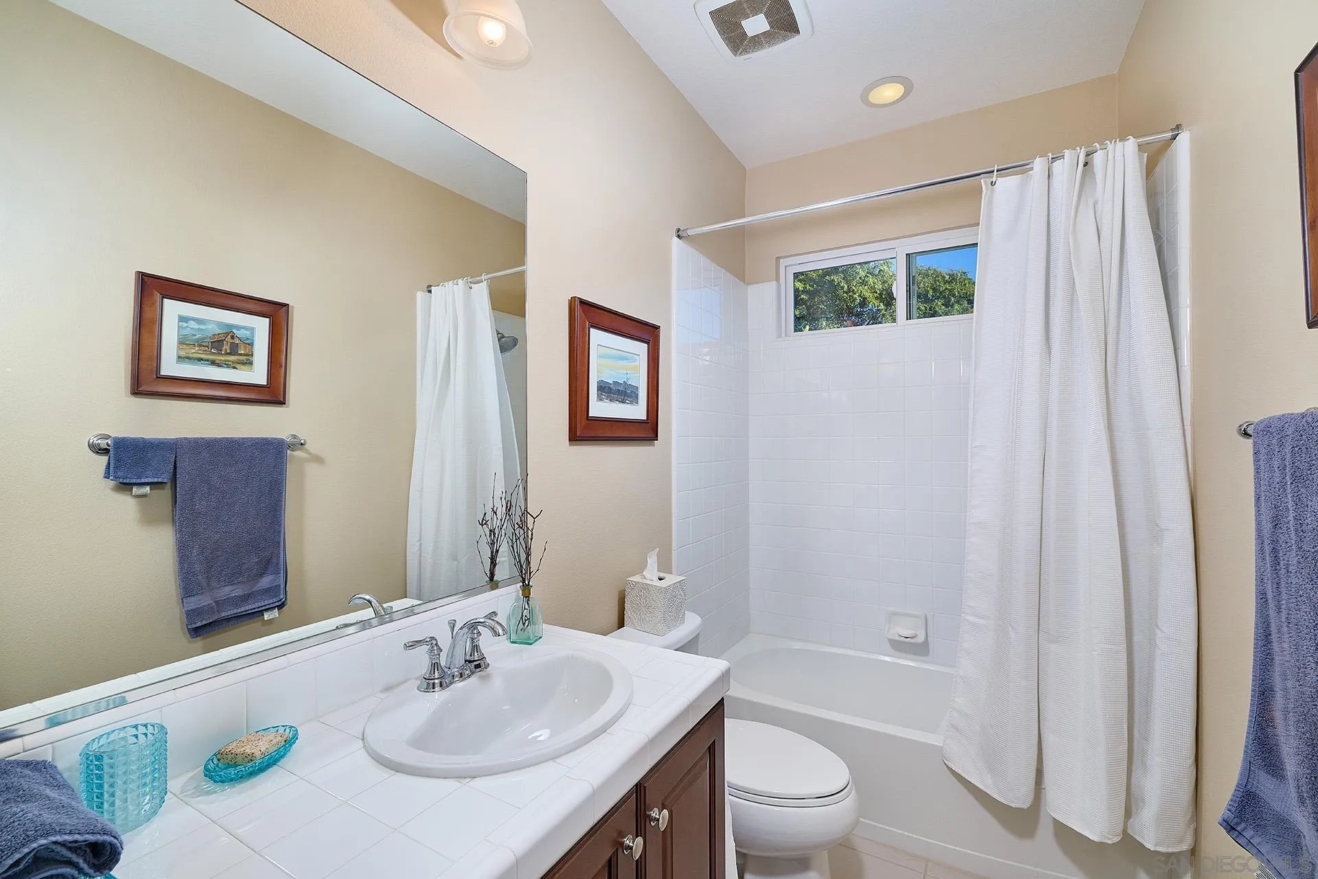 https://cdn.realtyfeed.com/cdn/127/260007677/6159e4a02864ad898407702e4c634a30.webp