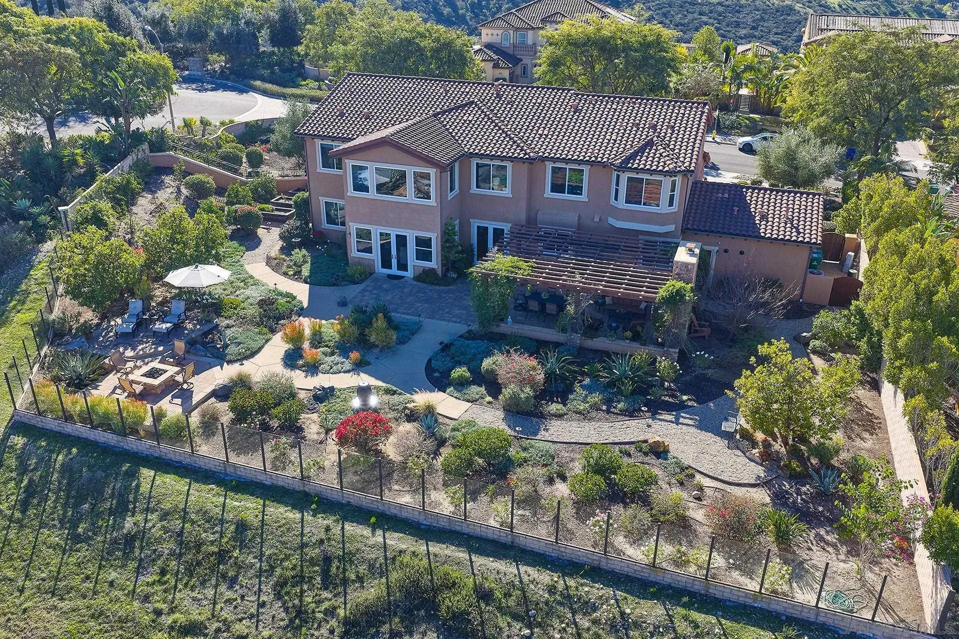 https://cdn.realtyfeed.com/cdn/127/260007677/97ba403df8c690795ef27e4226305bb4.webp