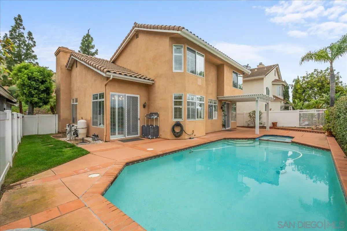 https://cdn.realtyfeed.com/cdn/127/260007683/2ae8c7d2ea8e33712c5122674e103083.webp