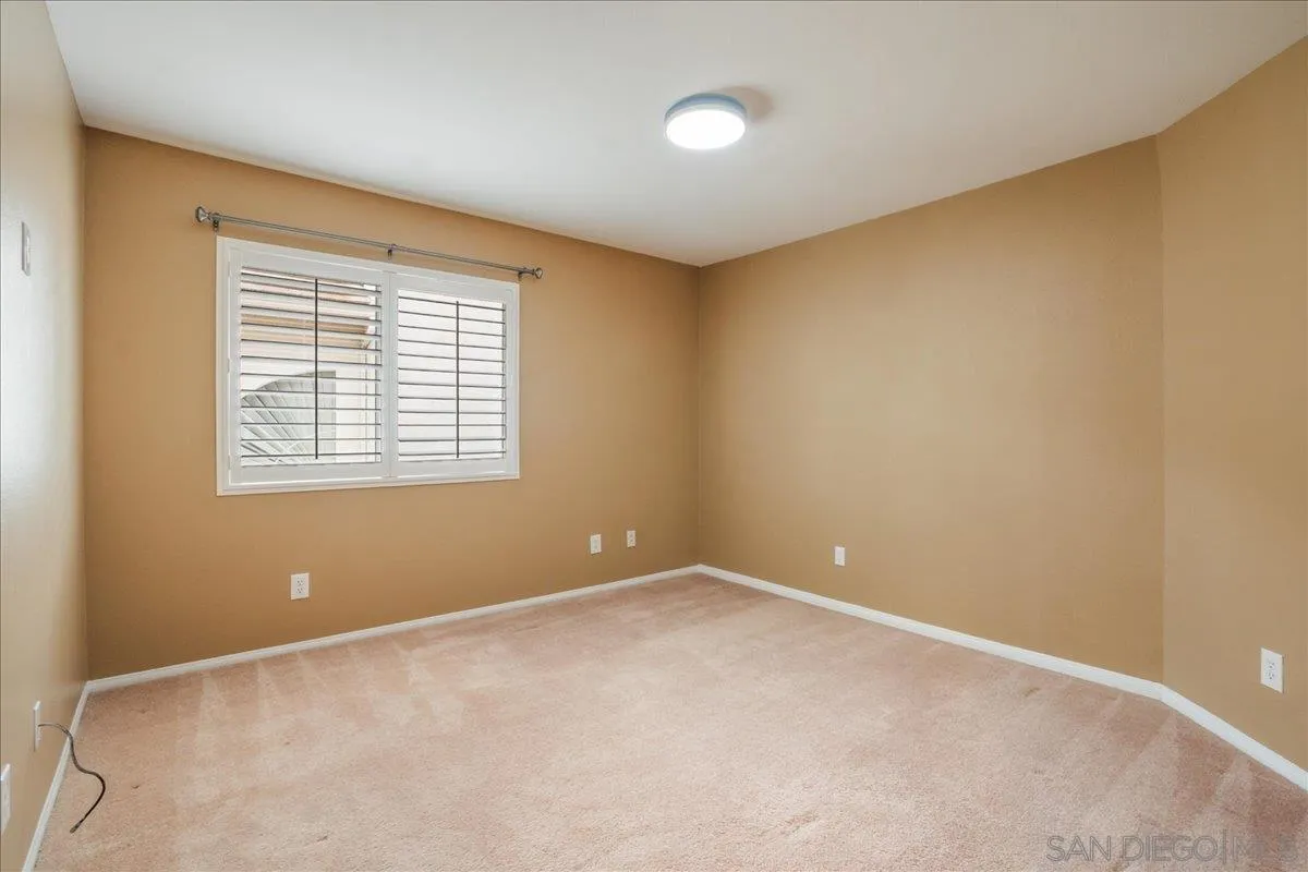 https://cdn.realtyfeed.com/cdn/127/260007683/7cd621726ba45ffe9a3352c332ad7020.webp