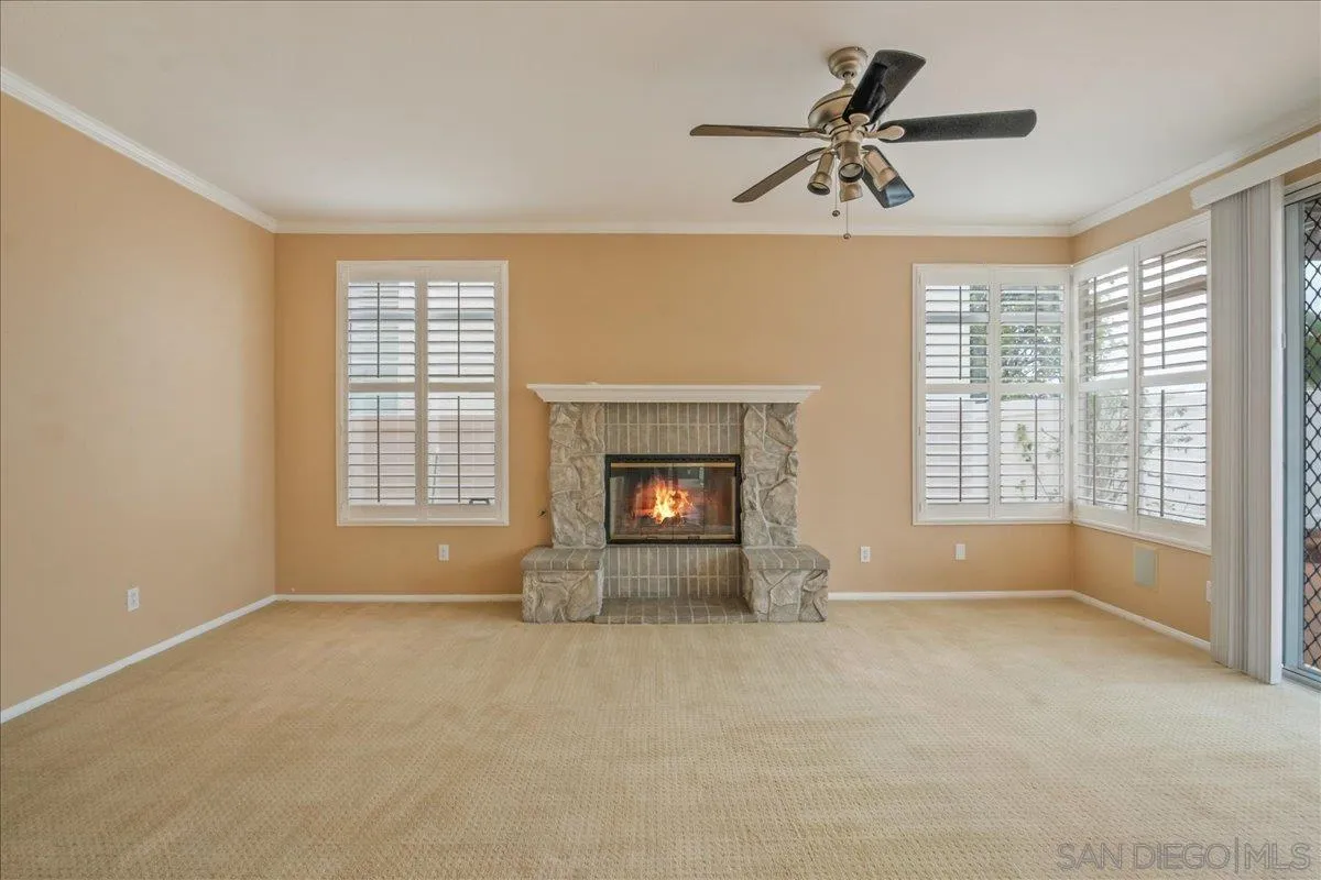 https://cdn.realtyfeed.com/cdn/127/260007683/9d83ee703a42f4d0528e390070defa77.webp