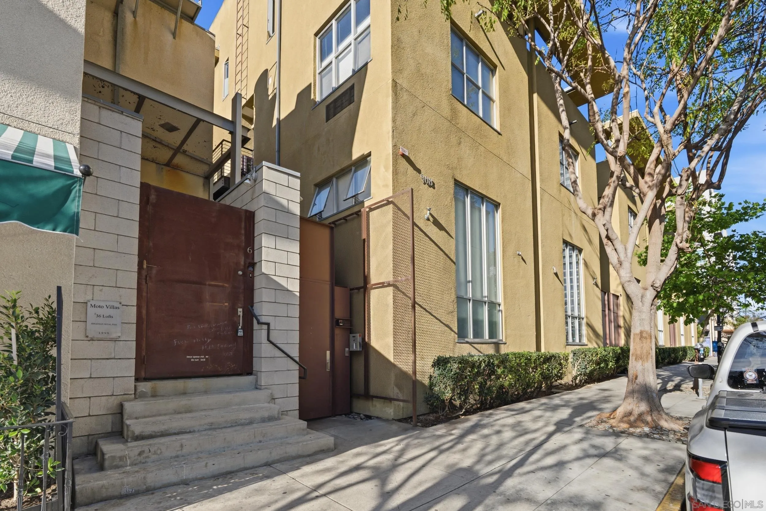https://cdn.realtyfeed.com/cdn/127/260007687/35cc693823b076fe6f1c5addb5031a3a.webp