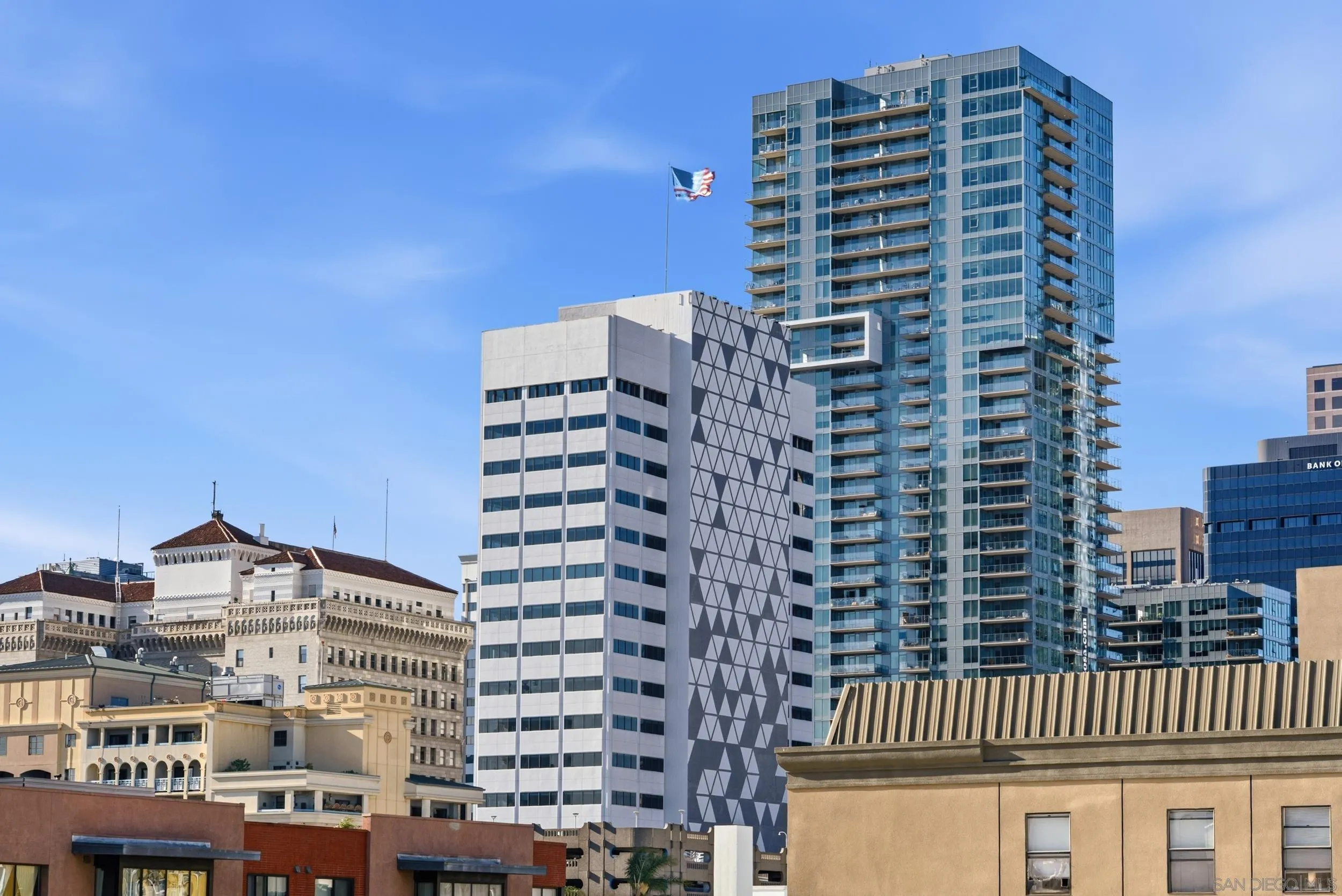 https://cdn.realtyfeed.com/cdn/127/260007687/72370dd4aebb0055f0400ec8347af9a0.webp