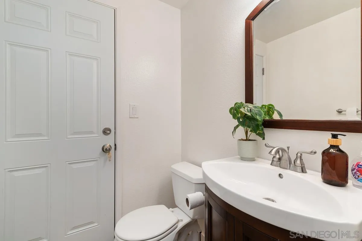 8468 Calle Morelos, San Diego, CA, 92126