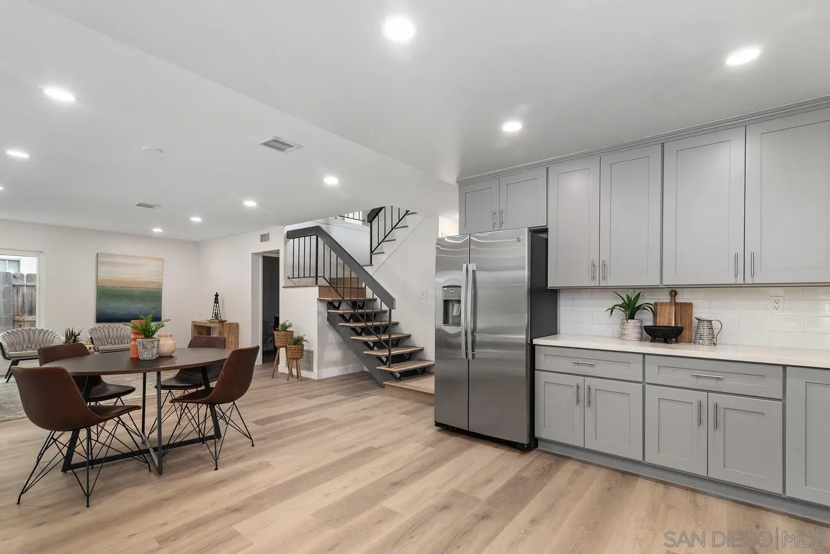 8468 Calle Morelos, San Diego, CA, 92126