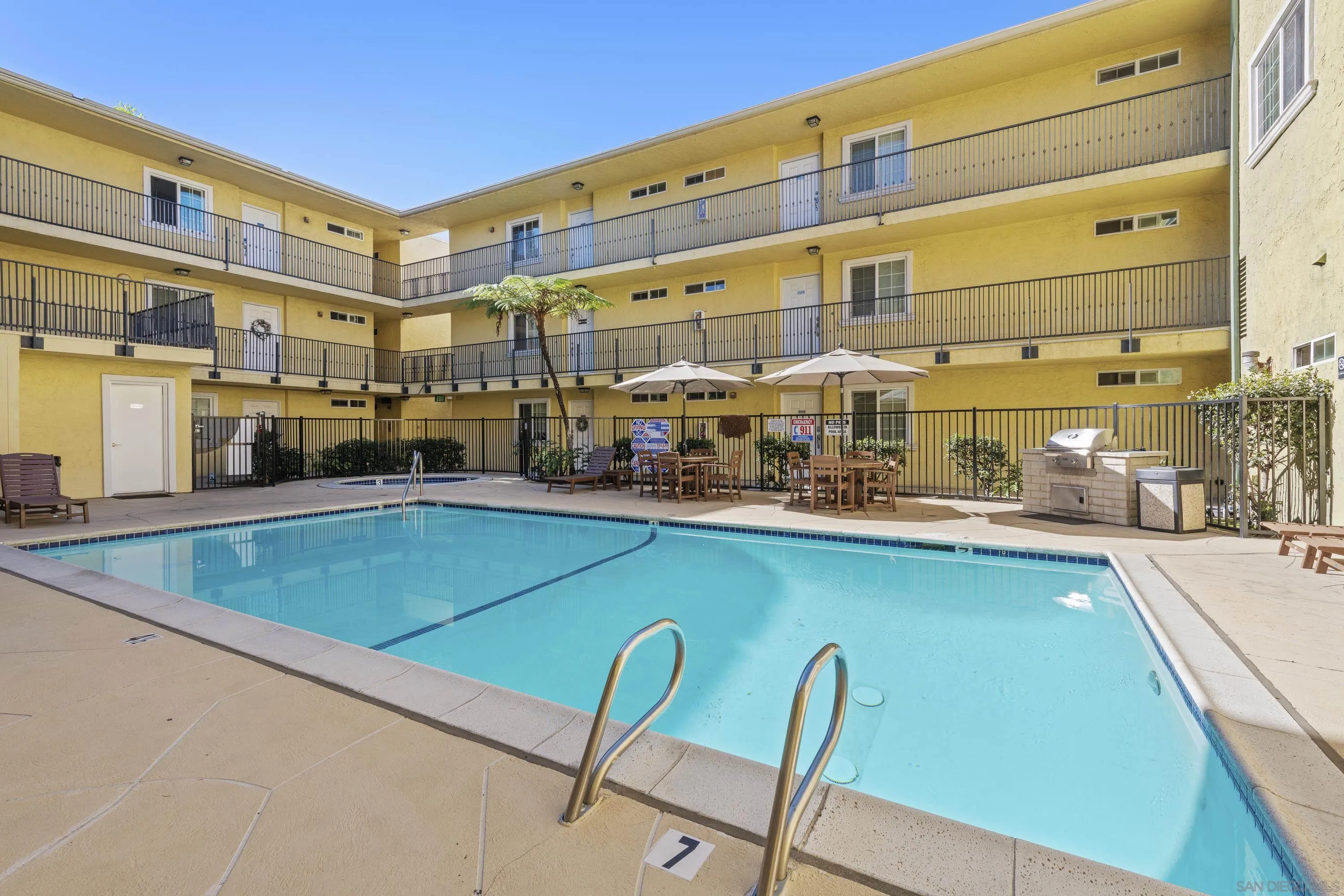 https://cdn.realtyfeed.com/cdn/127/260007697/941cc84eedd67519430dc1d239c90dc1.webp