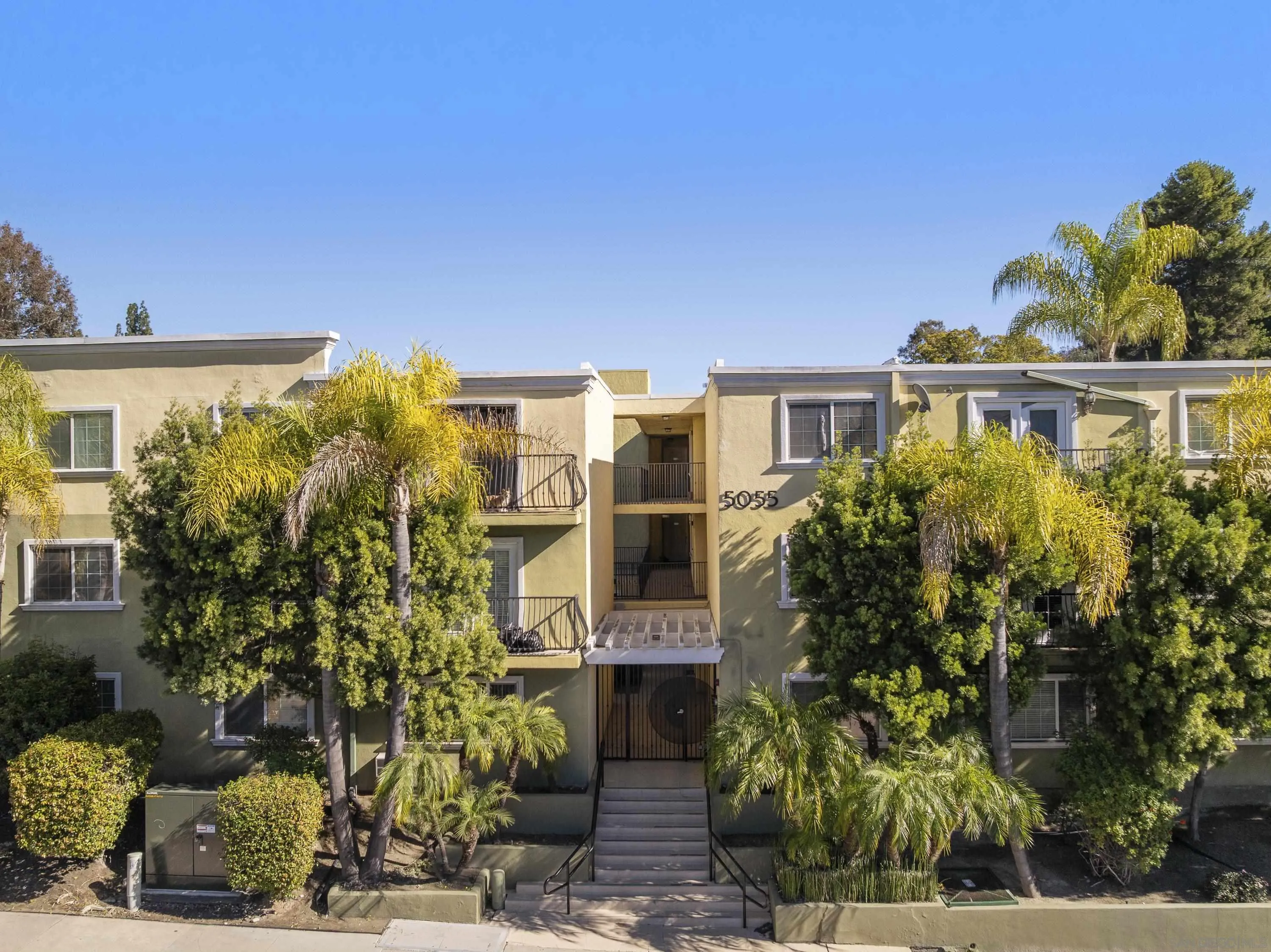 https://cdn.realtyfeed.com/cdn/127/260007697/a4de5b0627e423692f7044863651f393.webp