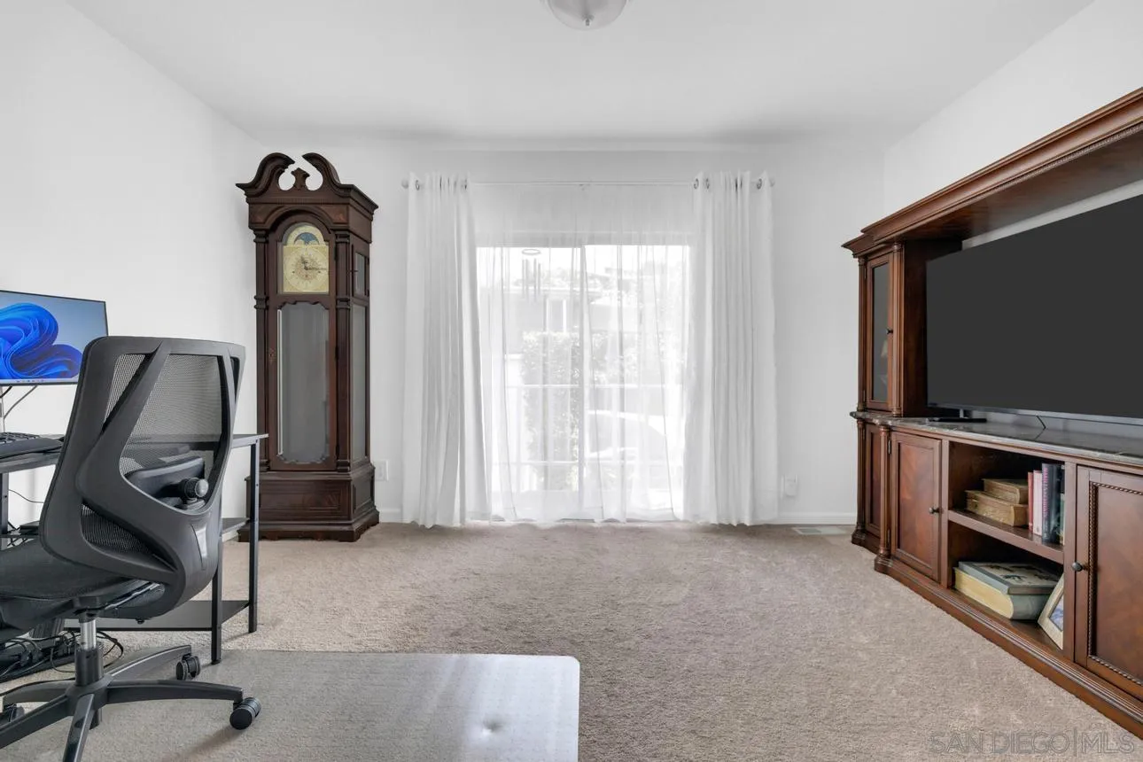 https://cdn.realtyfeed.com/cdn/127/260007698/38e316d2d7c326072b3a02dcc4d9c5bb.webp