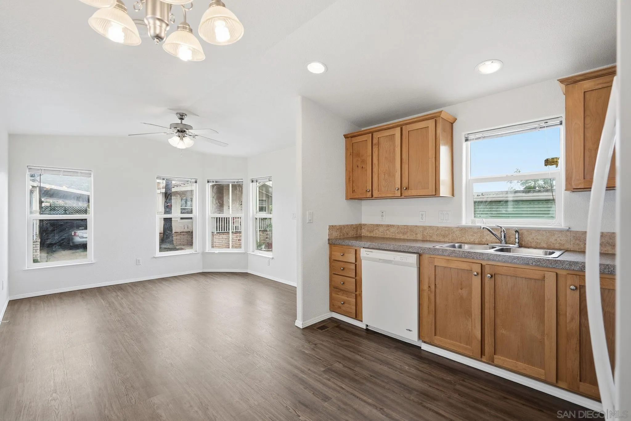 13594 Highway 8 Business UNIT 73, Lakeside, CA, 92040
