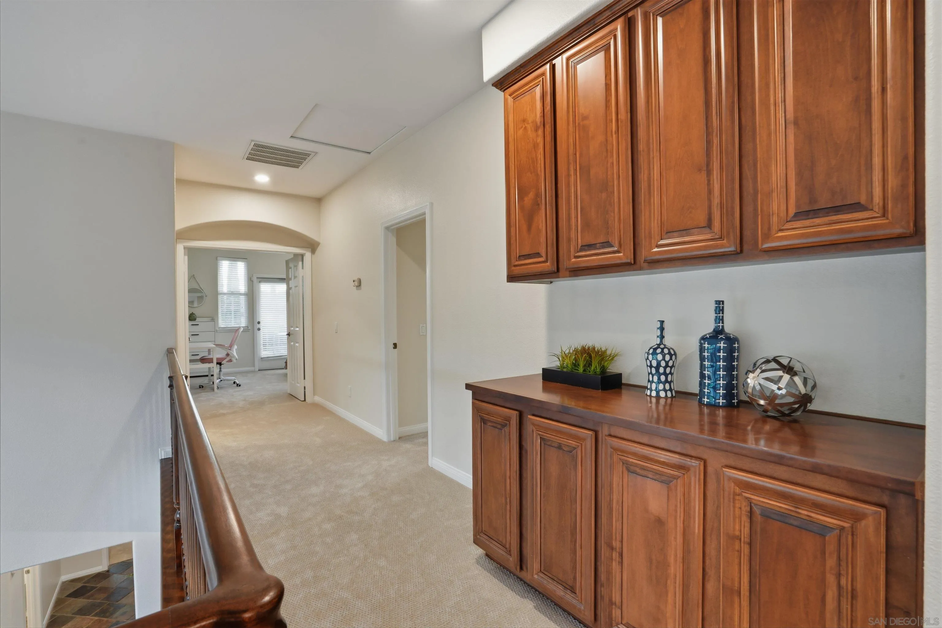 https://cdn.realtyfeed.com/cdn/127/260007703/3a3712738b595c52063f82030e18c3ff.webp