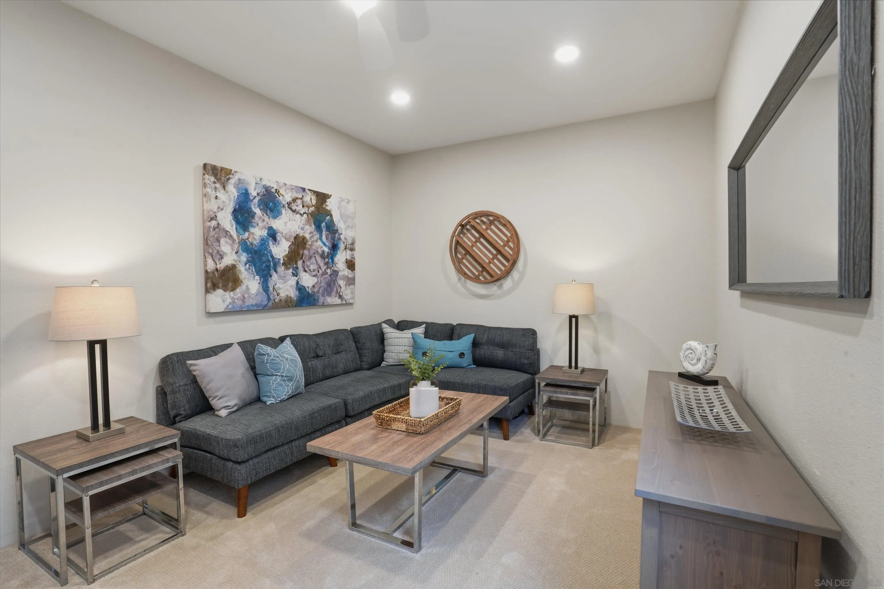 https://cdn.realtyfeed.com/cdn/127/260007703/eabe0f56ae7b072a18c53ed04122076a.webp
