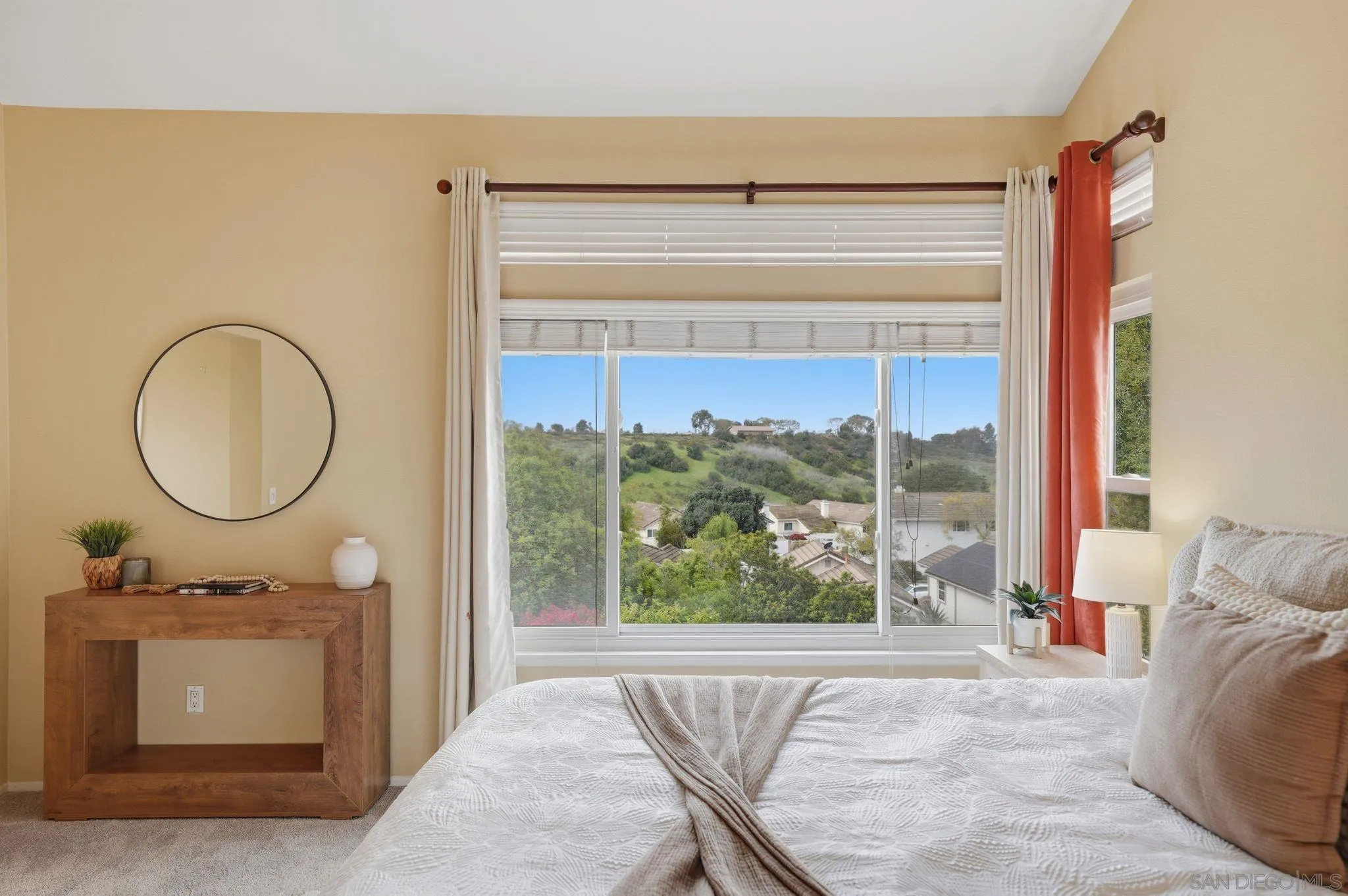 https://cdn.realtyfeed.com/cdn/127/260007704/3ee307cc936c6b2800be5c4eda28bc4c.webp