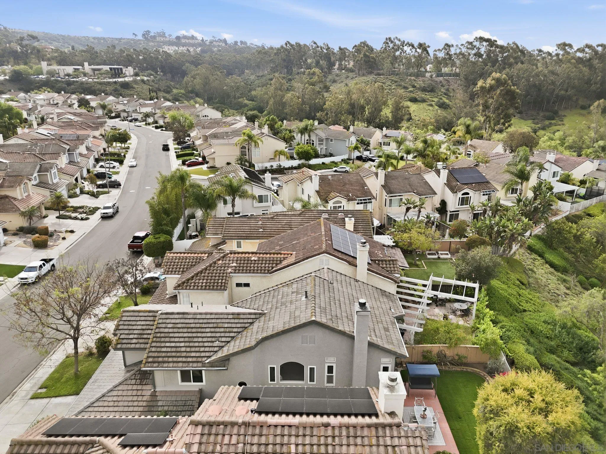 https://cdn.realtyfeed.com/cdn/127/260007704/fbb23ed8981a3cf2be1ca2890a752211.webp
