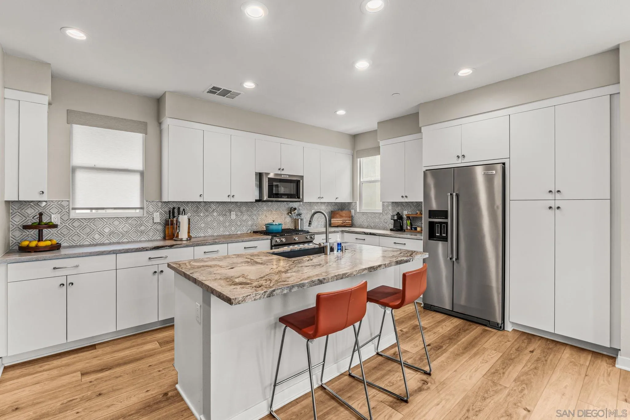 Photo #7: 260007707 Listing: Photo #7