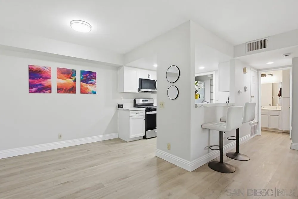 https://cdn.realtyfeed.com/cdn/127/260007711/b84e0a62388fa56624a92107617b1b0b.webp