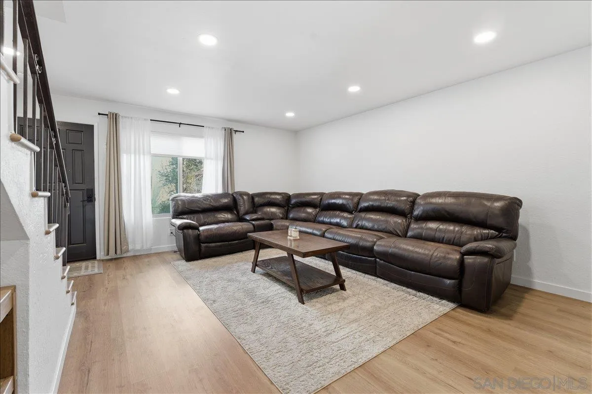 Photo #7: 260007716 Listing: Photo #7