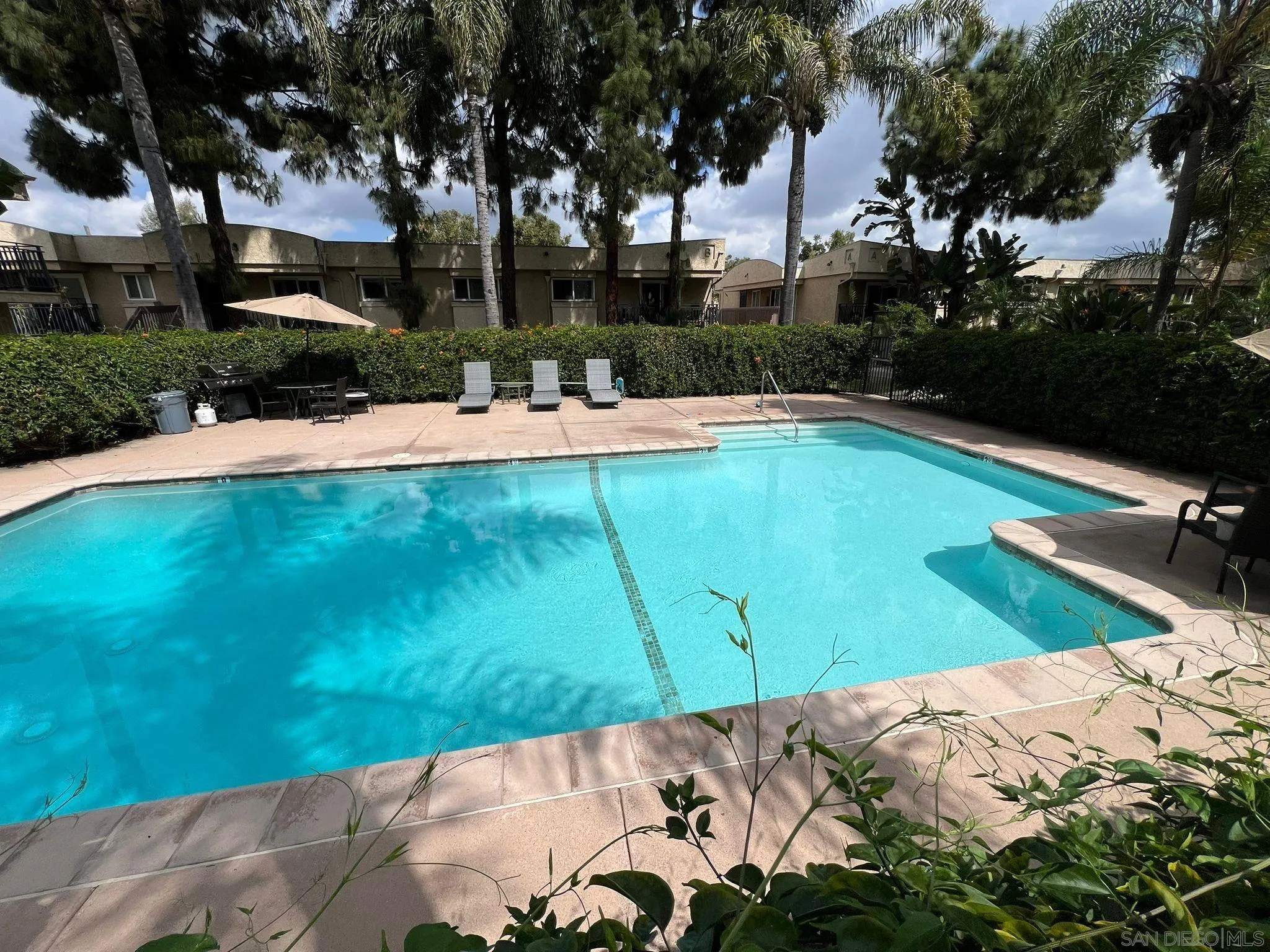 https://cdn.realtyfeed.com/cdn/127/260007720/921d0a841278cc615987dc601a80c46b.webp