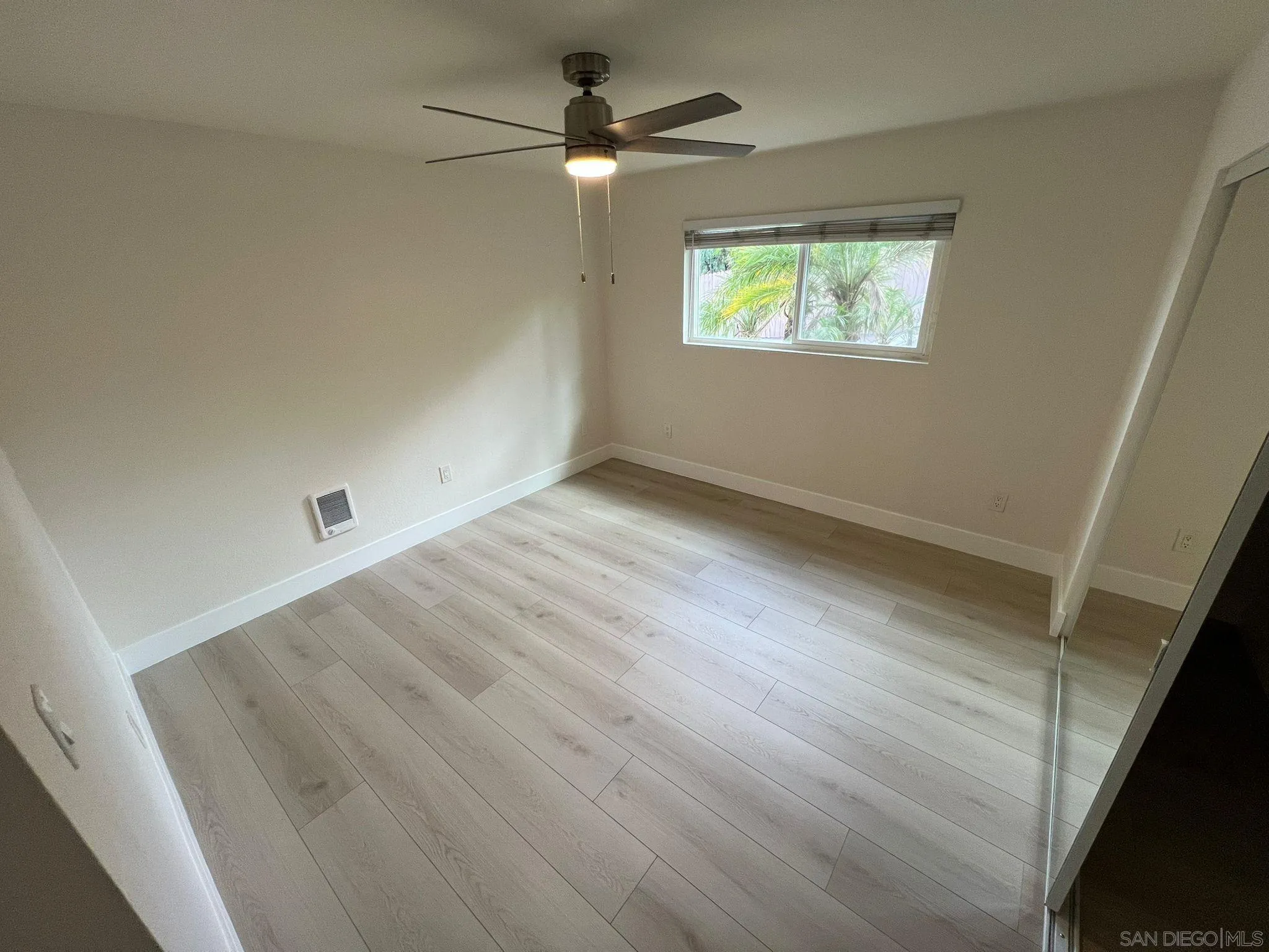 https://cdn.realtyfeed.com/cdn/127/260007720/abaa0848fa266e52b96f71822847ca0c.webp