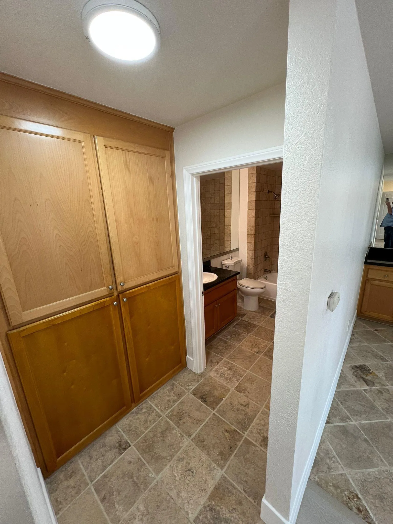 https://cdn.realtyfeed.com/cdn/127/260007720/b54036ba3a34299eb580d165440e7a84.webp
