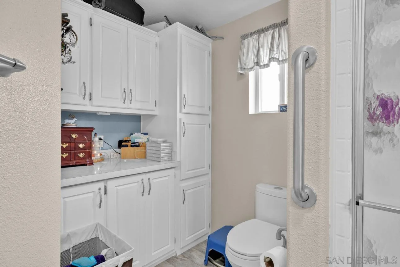 https://cdn.realtyfeed.com/cdn/127/260007723/975a75d55e11395ae11eae0c8c3d5fb8.webp