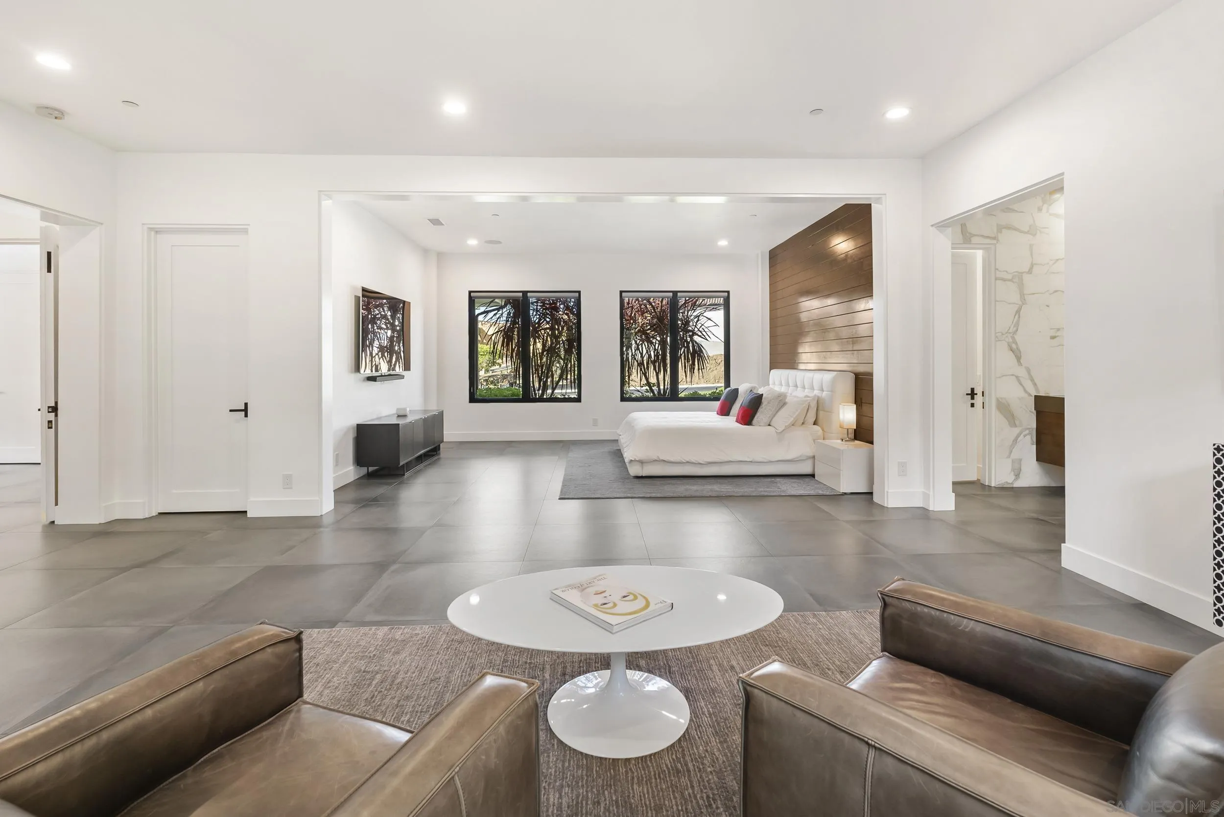https://cdn.realtyfeed.com/cdn/127/260007726/65352af90fed86a5457df574443bc7e2.webp