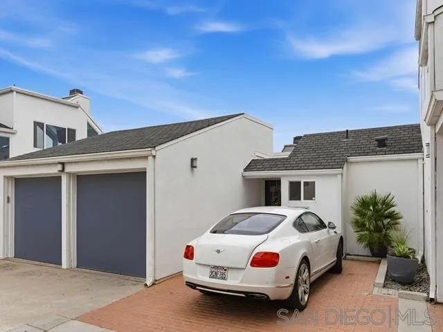https://cdn.realtyfeed.com/cdn/127/260007729/60f7ba094fd542c1665bda90d4f03e70.webp