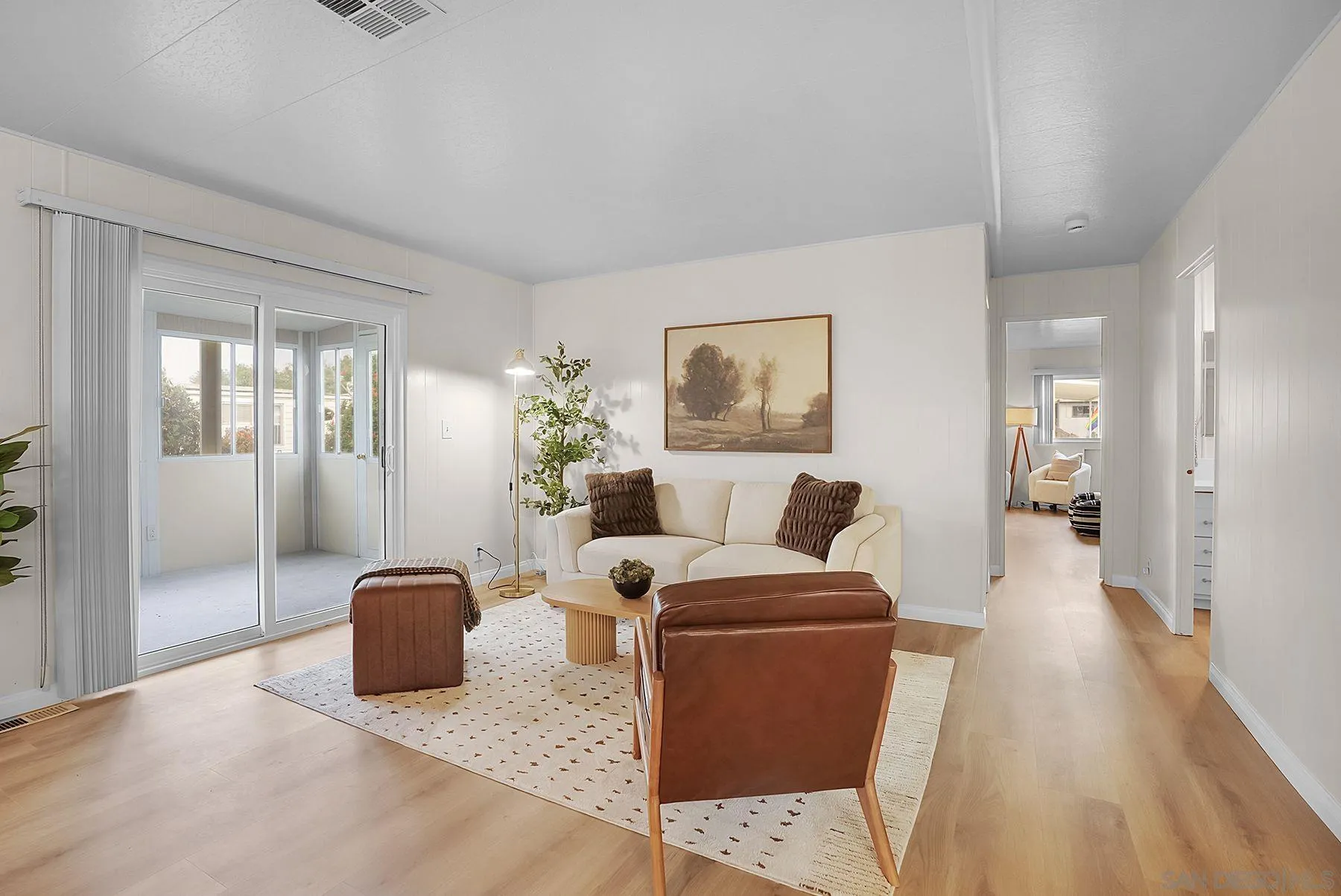 https://cdn.realtyfeed.com/cdn/127/260007732/bd1e15169bd6480c55b1a5c89cc99657.webp
