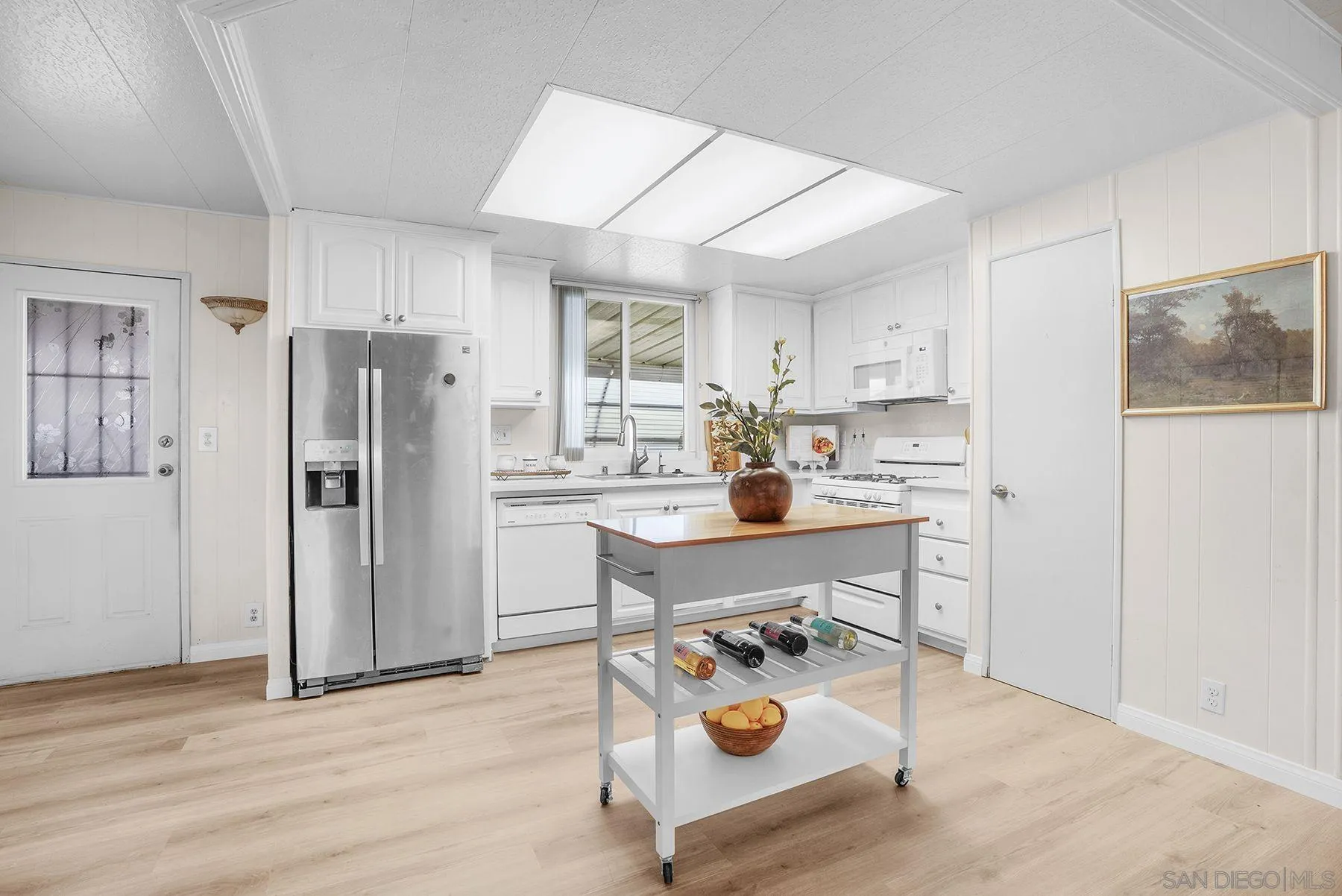 https://cdn.realtyfeed.com/cdn/127/260007732/c47e36494495e2d8b2f79b7f0acc7f22.webp