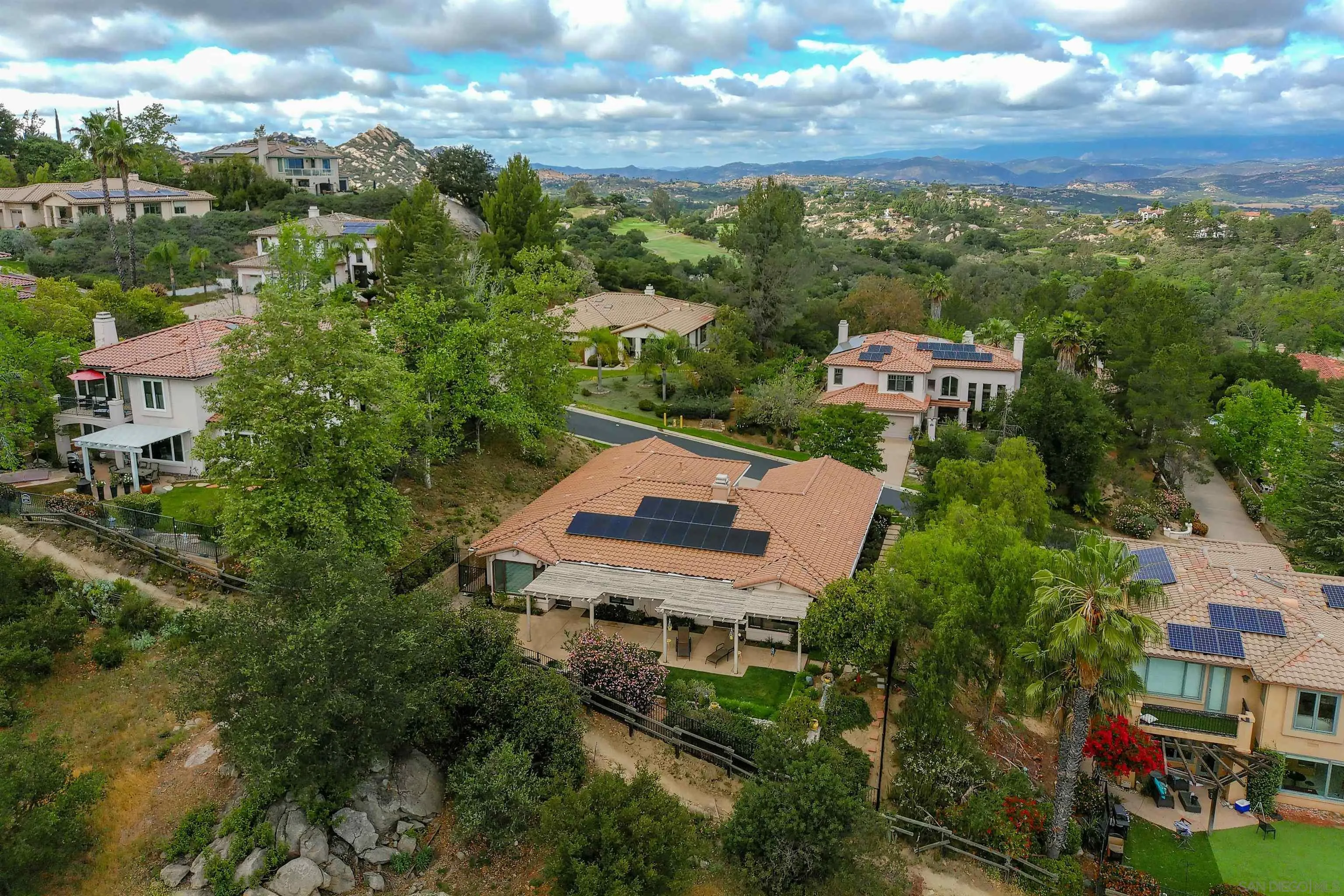 https://cdn.realtyfeed.com/cdn/127/260007736/4be5e643dee1df42217b02840c154bd7.webp