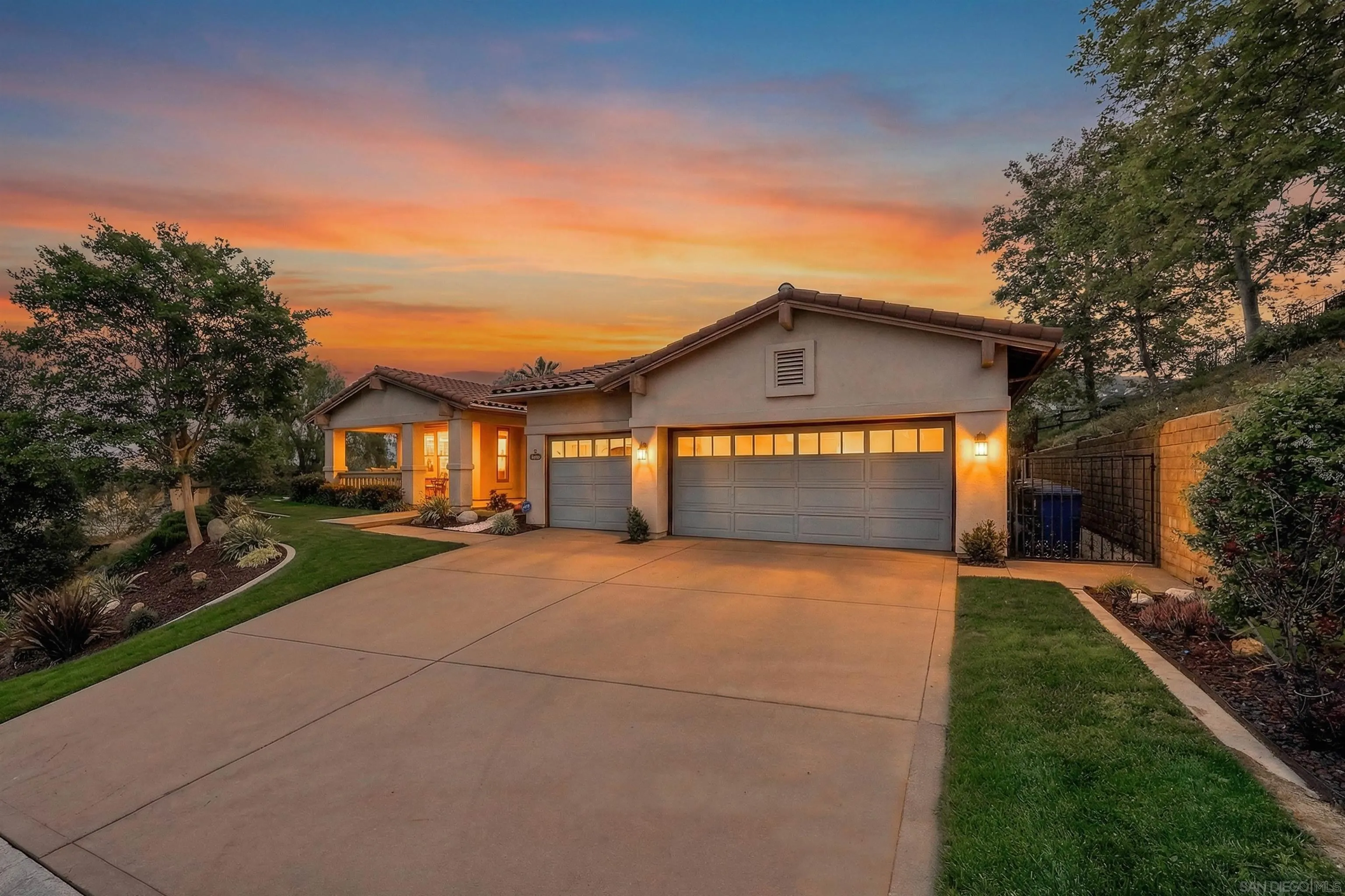 https://cdn.realtyfeed.com/cdn/127/260007736/534018fd2482fd7aae50c5822c8cdfd3.webp
