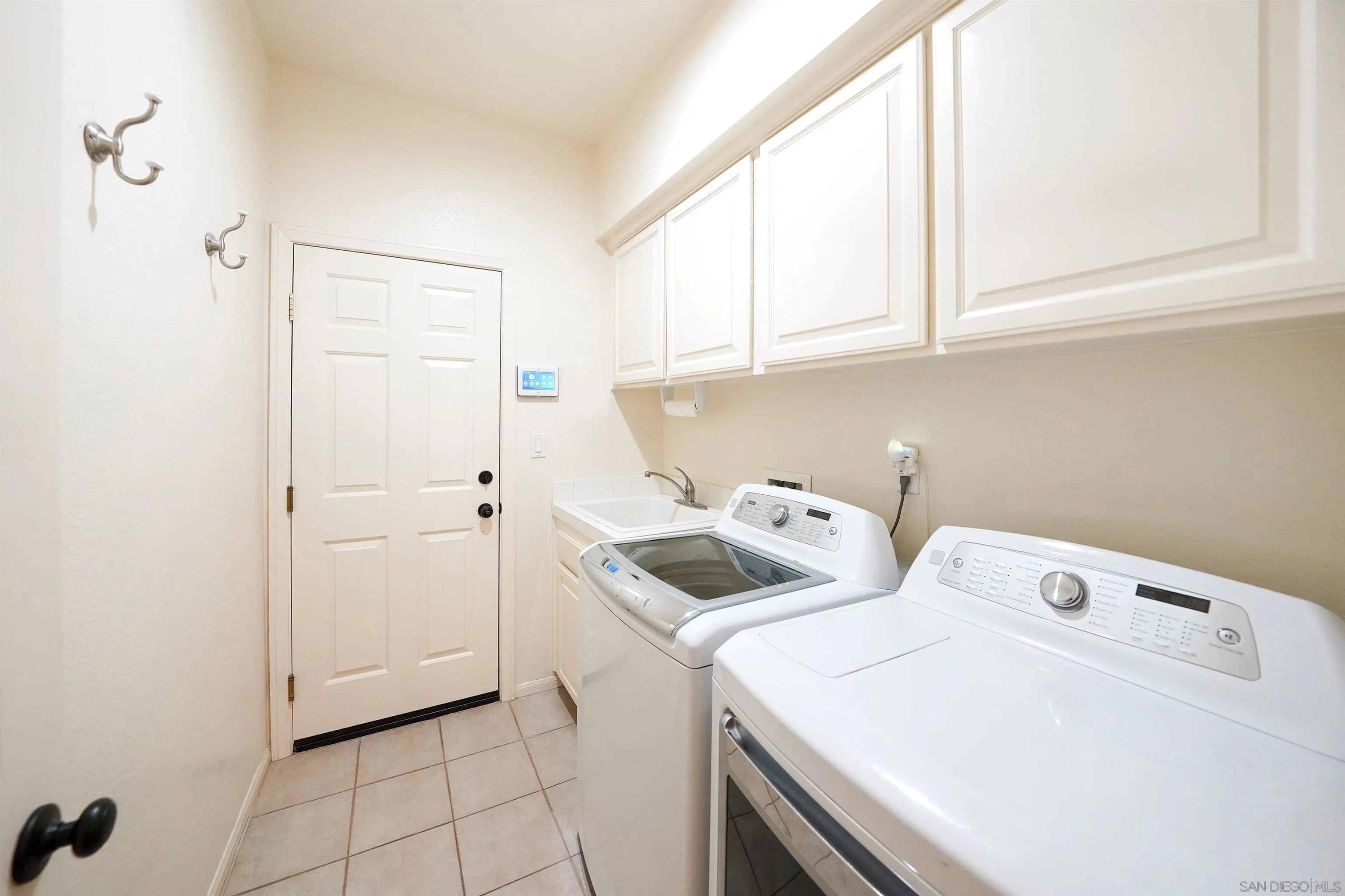 https://cdn.realtyfeed.com/cdn/127/260007736/cff62ed72df9fc1712b5eeb5d763237d.webp