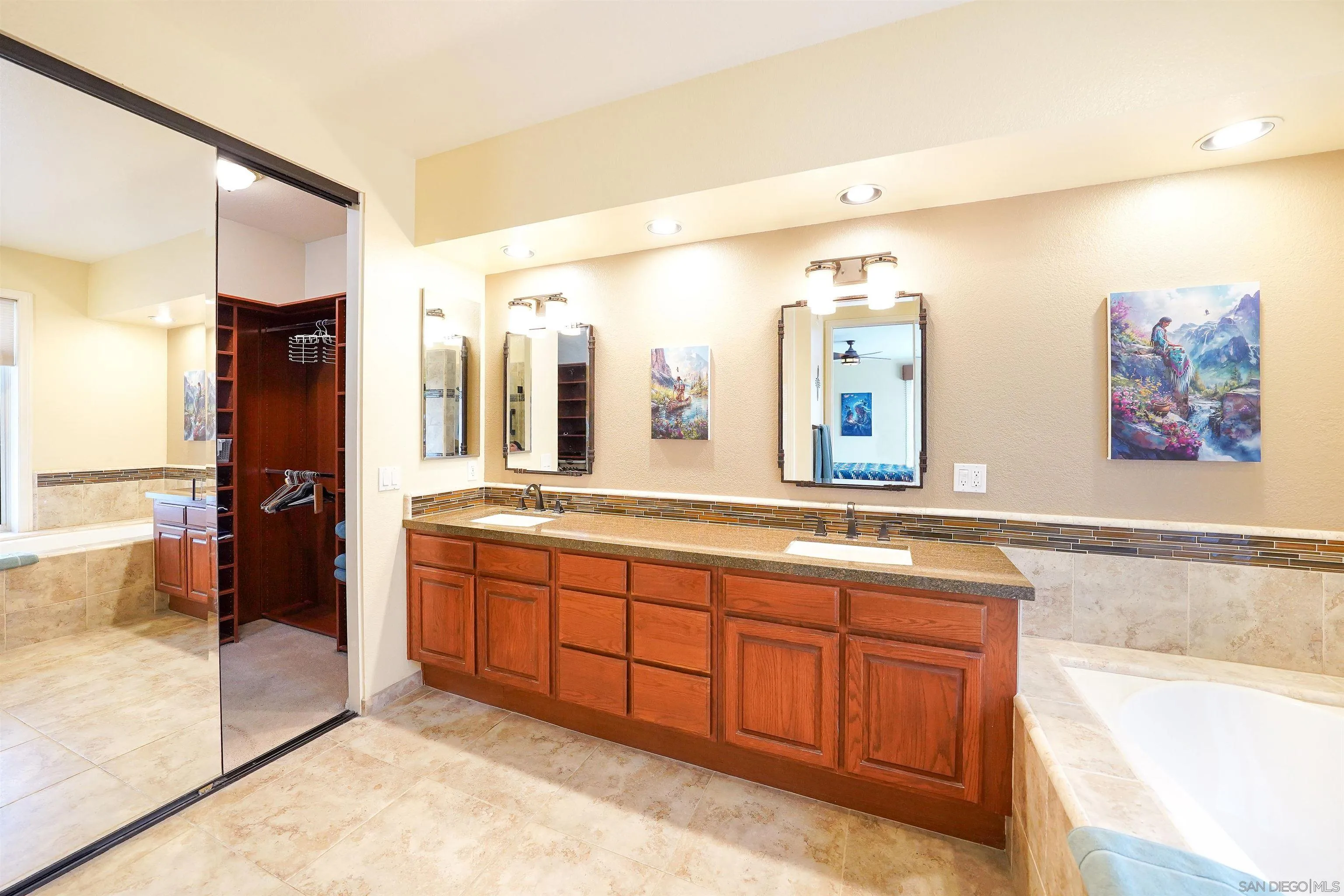 https://cdn.realtyfeed.com/cdn/127/260007736/e23def02c60c970af4da6030fcba4219.webp