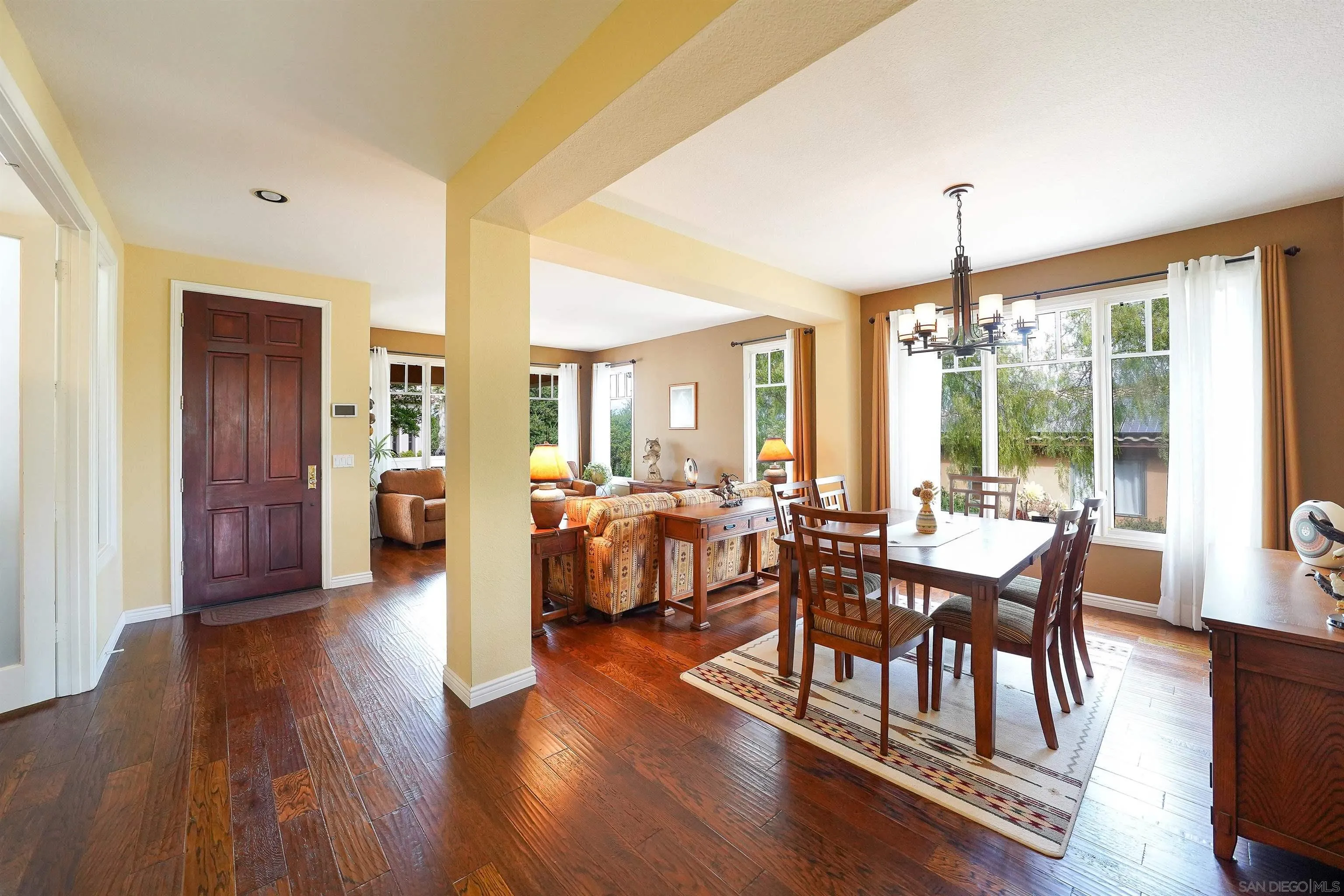 https://cdn.realtyfeed.com/cdn/127/260007736/ff0e29add570f339b9e99388986b8cde.webp