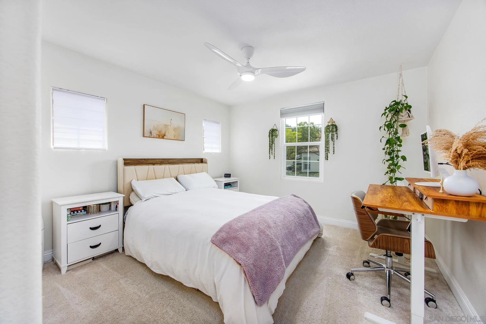https://cdn.realtyfeed.com/cdn/127/260007737/7d72595065317a9ee2826f1adb89c39e.webp