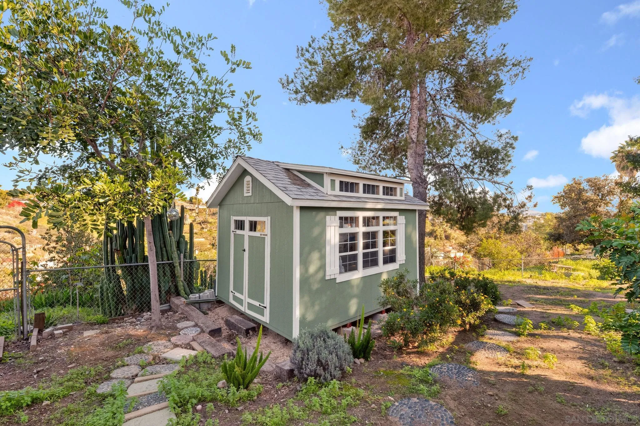 https://cdn.realtyfeed.com/cdn/127/260007740/3de916204d13568cde752e8cfba3a086.webp