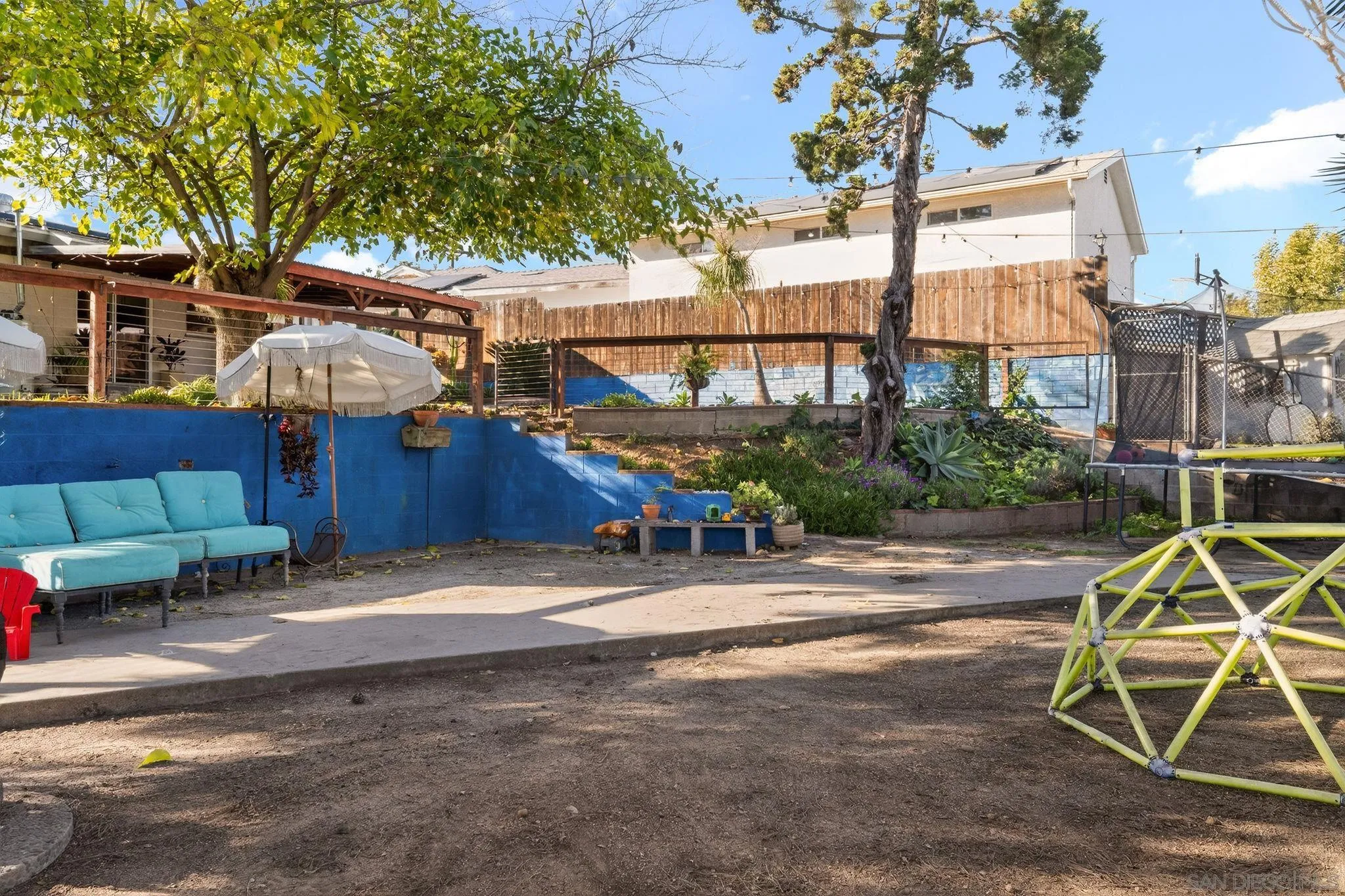 https://cdn.realtyfeed.com/cdn/127/260007740/86d38400bea537727601ef85f3dce913.webp
