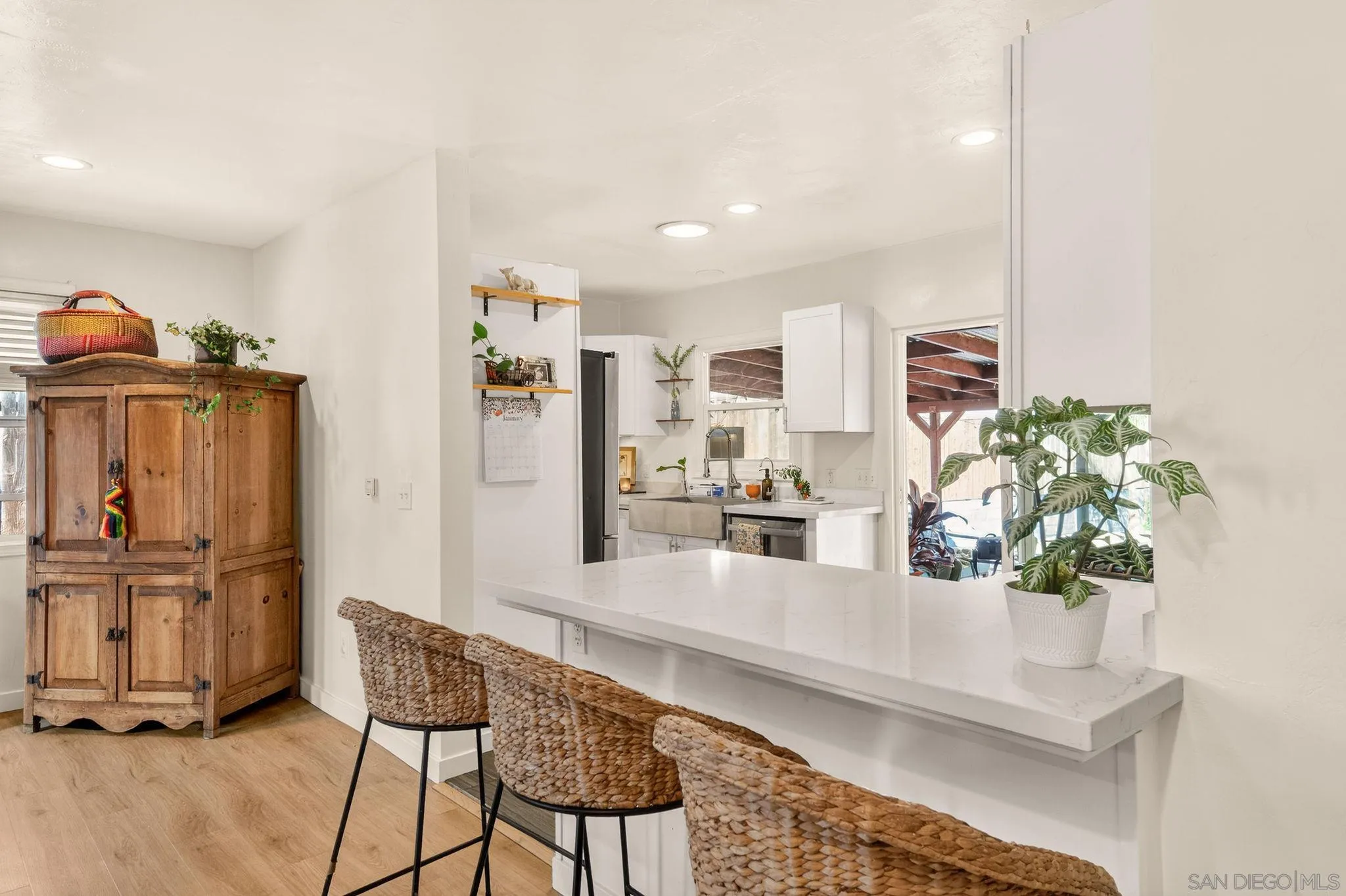 https://cdn.realtyfeed.com/cdn/127/260007740/b5337d6462857eb0f23c05edc5431077.webp