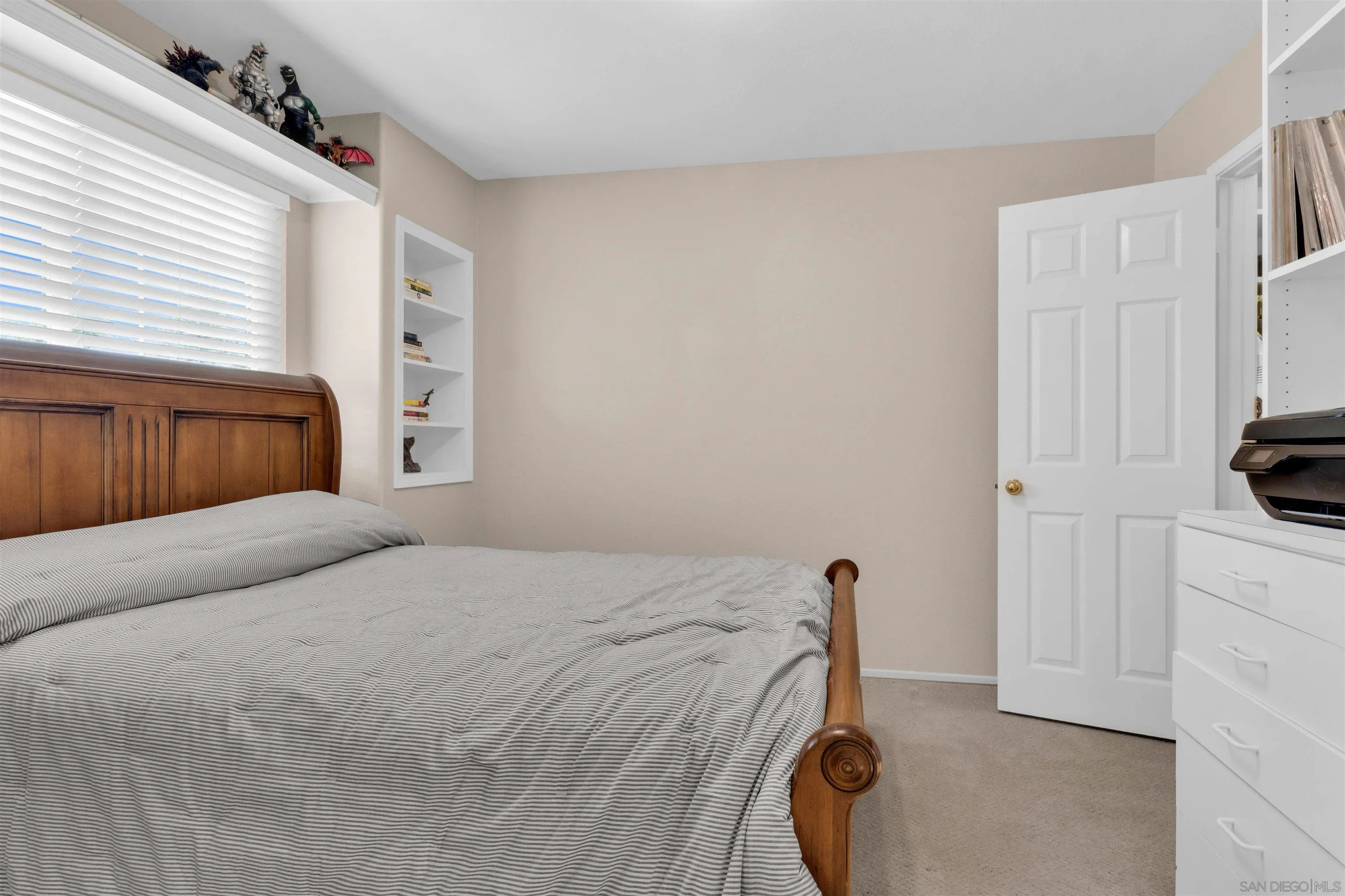 https://cdn.realtyfeed.com/cdn/127/260007741/5906772291397ab0a8d5202e993f0a4b.webp