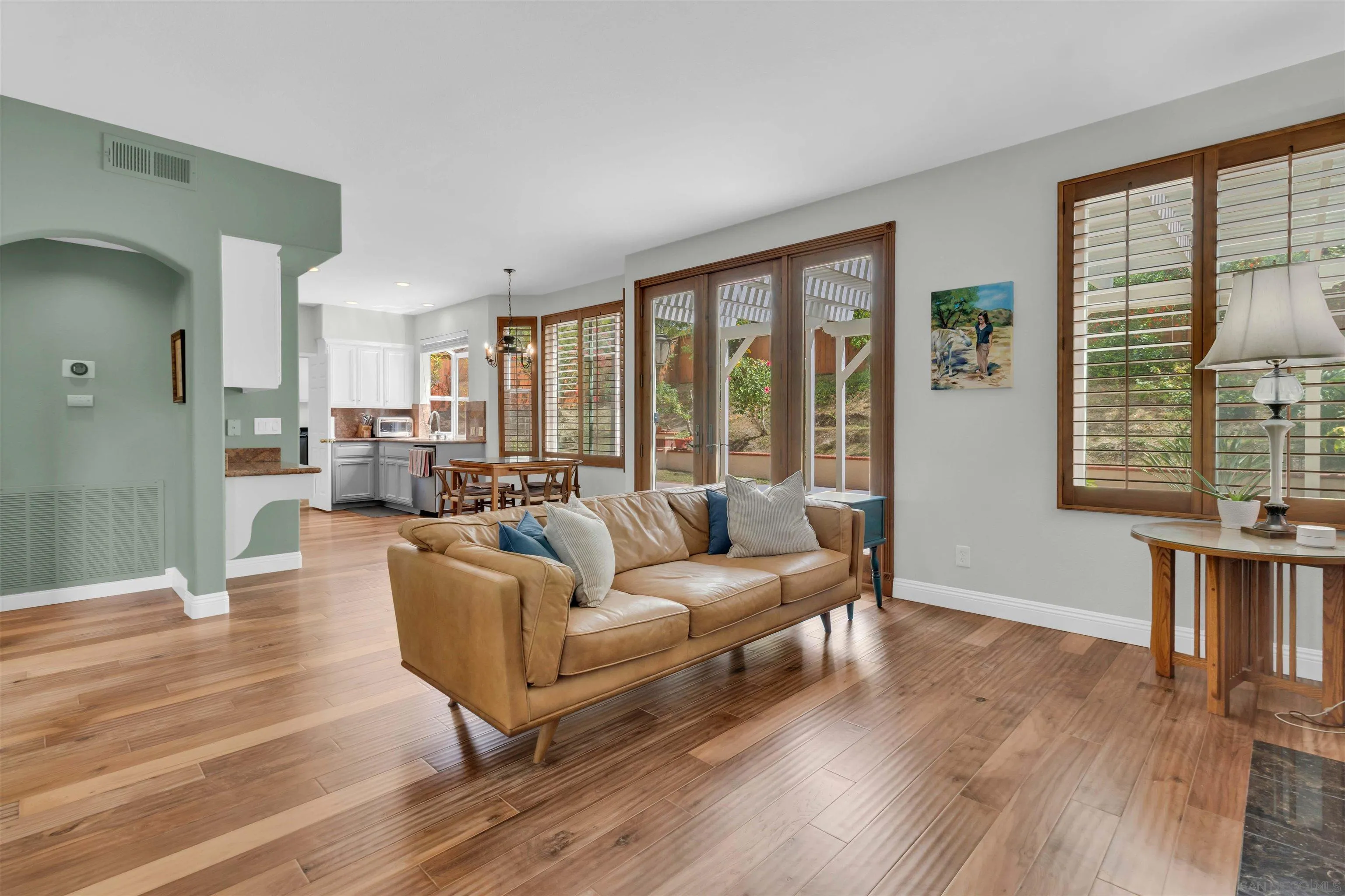 https://cdn.realtyfeed.com/cdn/127/260007741/67c03d3076eb3714dec8b1521ebb74f8.webp