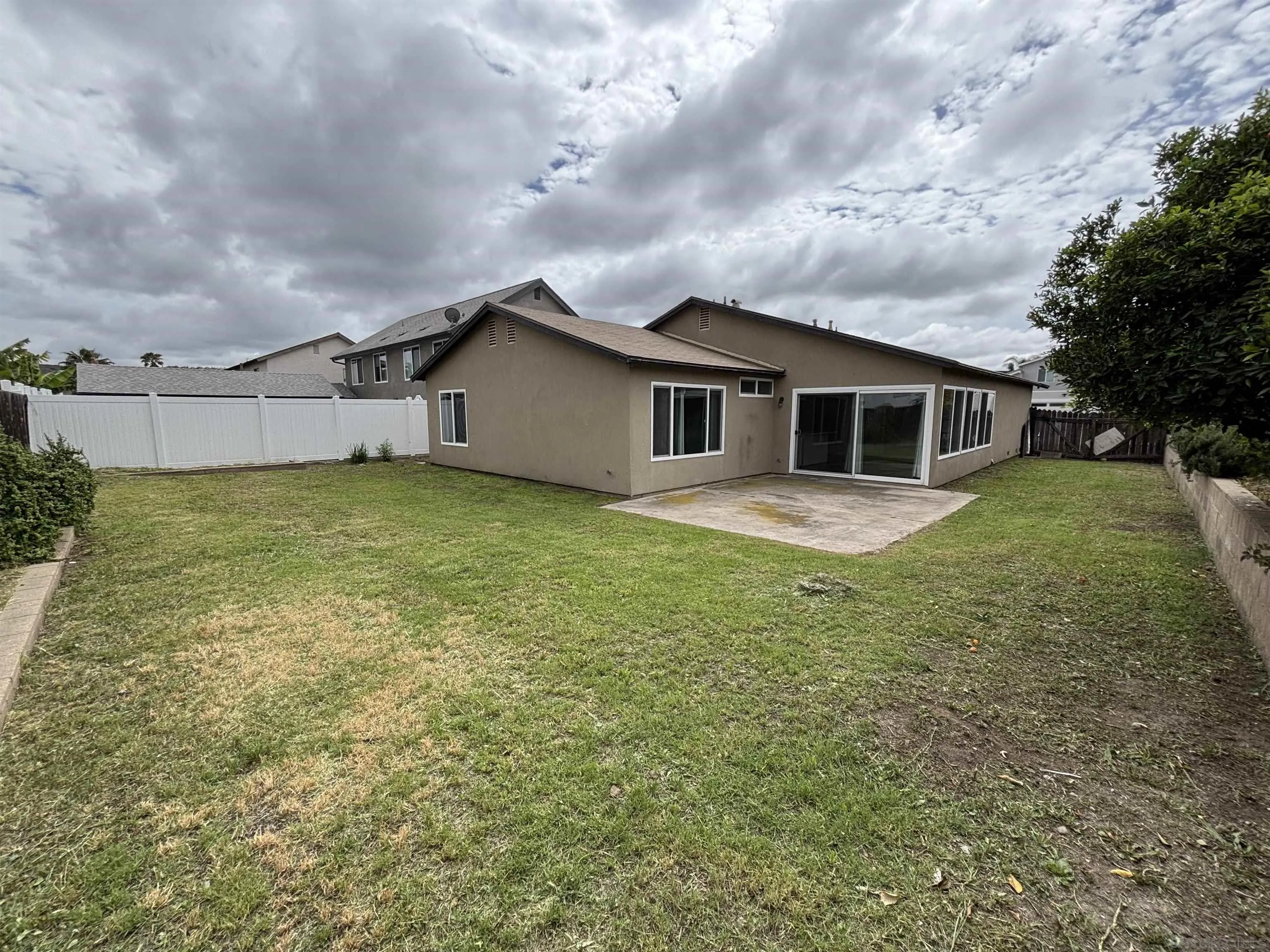 https://cdn.realtyfeed.com/cdn/127/260007742/1ee9785b39a0c9b78cd6ff54e5d07fb7.webp