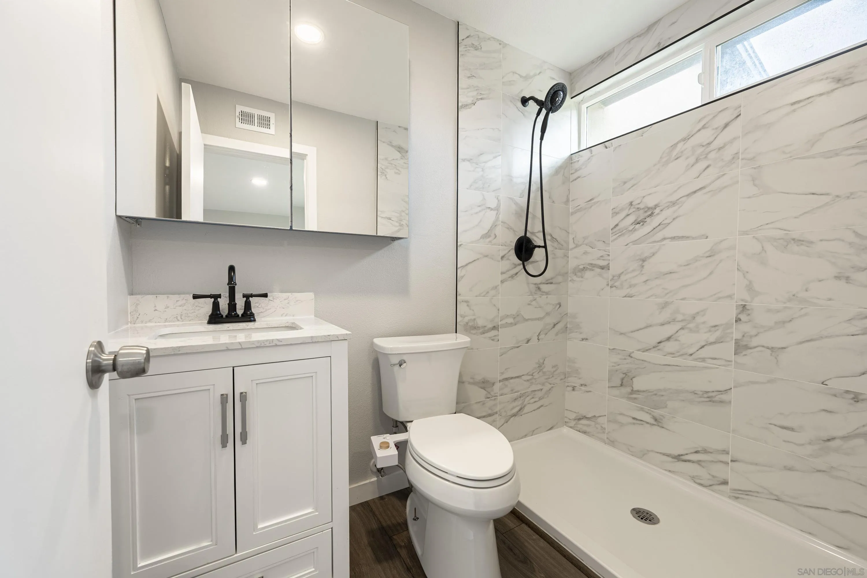 https://cdn.realtyfeed.com/cdn/127/260007742/31f23466e00f494da01f334b8829306e.webp