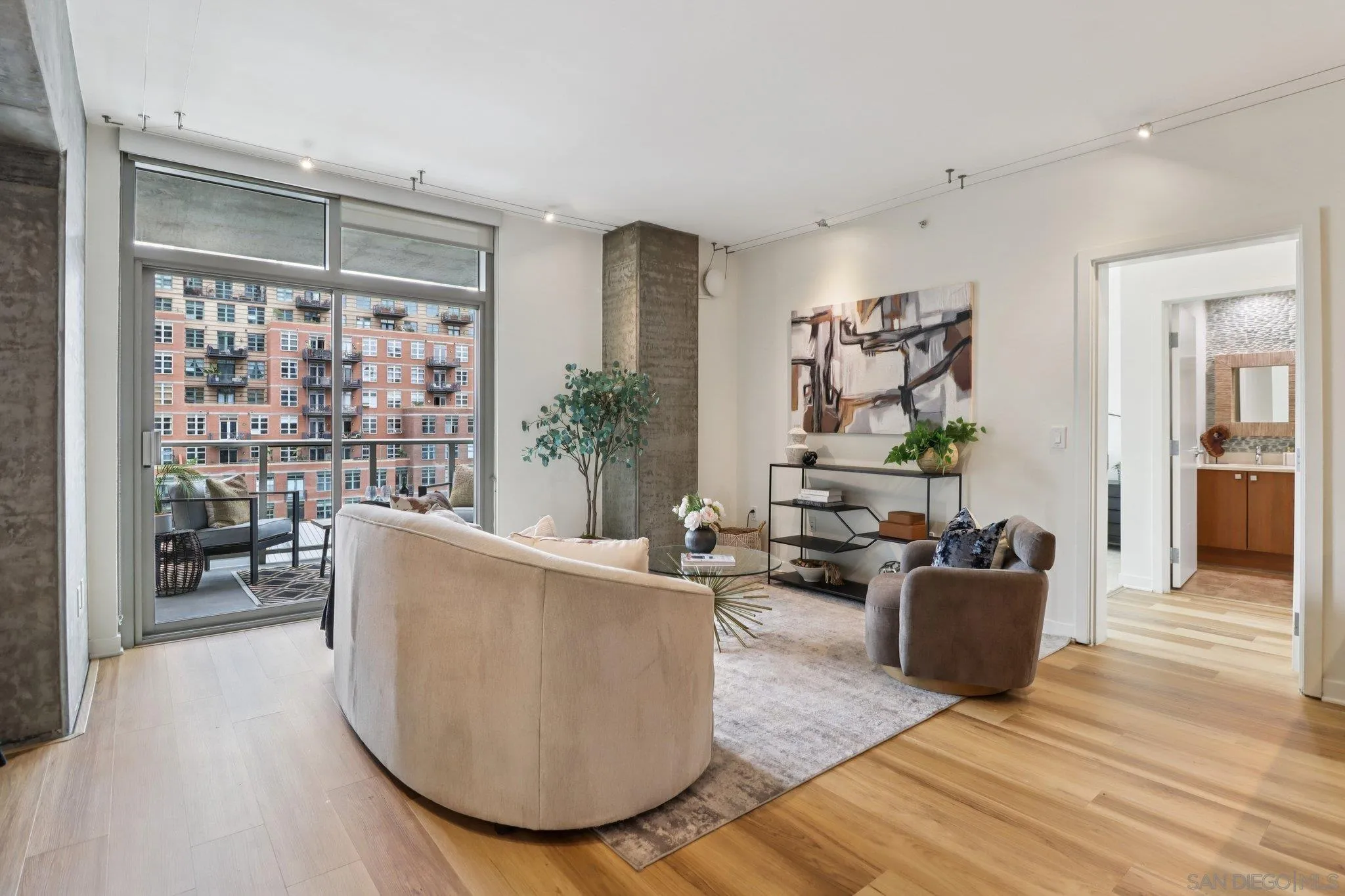 Photo #4: 260007744 Listing: Photo #4