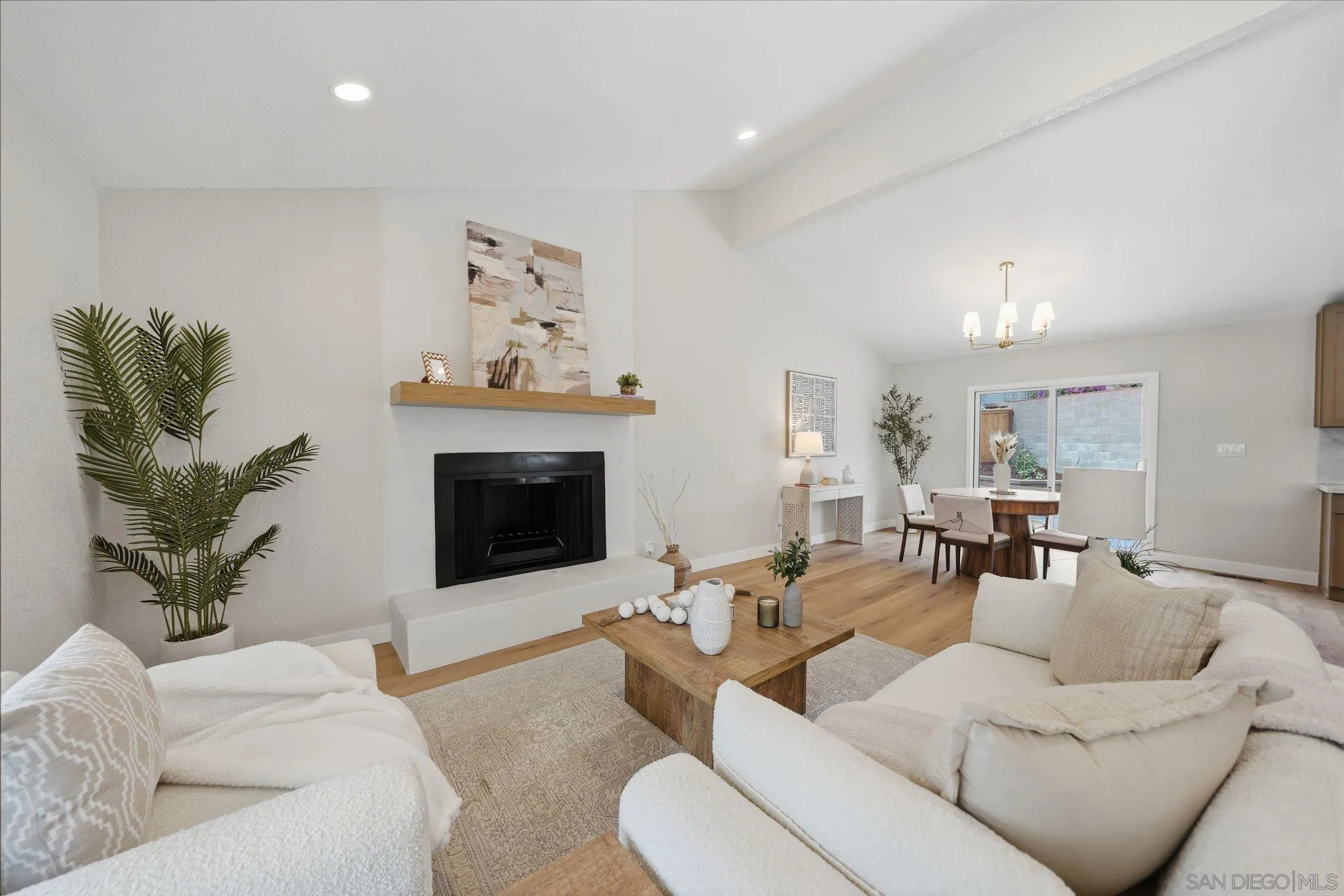 https://cdn.realtyfeed.com/cdn/127/260007747/2625eb617926dca81c4ba3d98292f1e0.webp